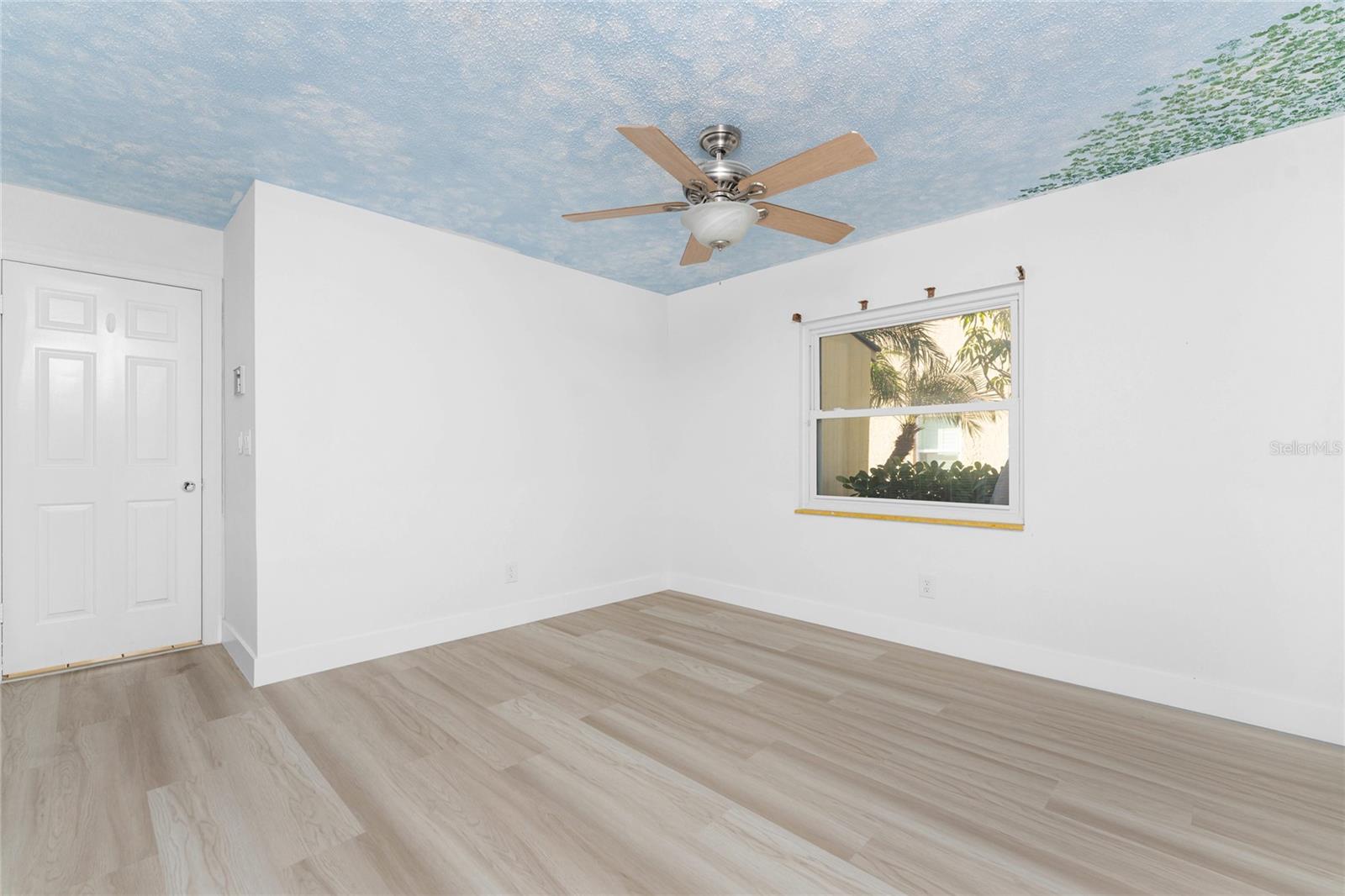 Image 45 of 92 For 341 Severin Road Se