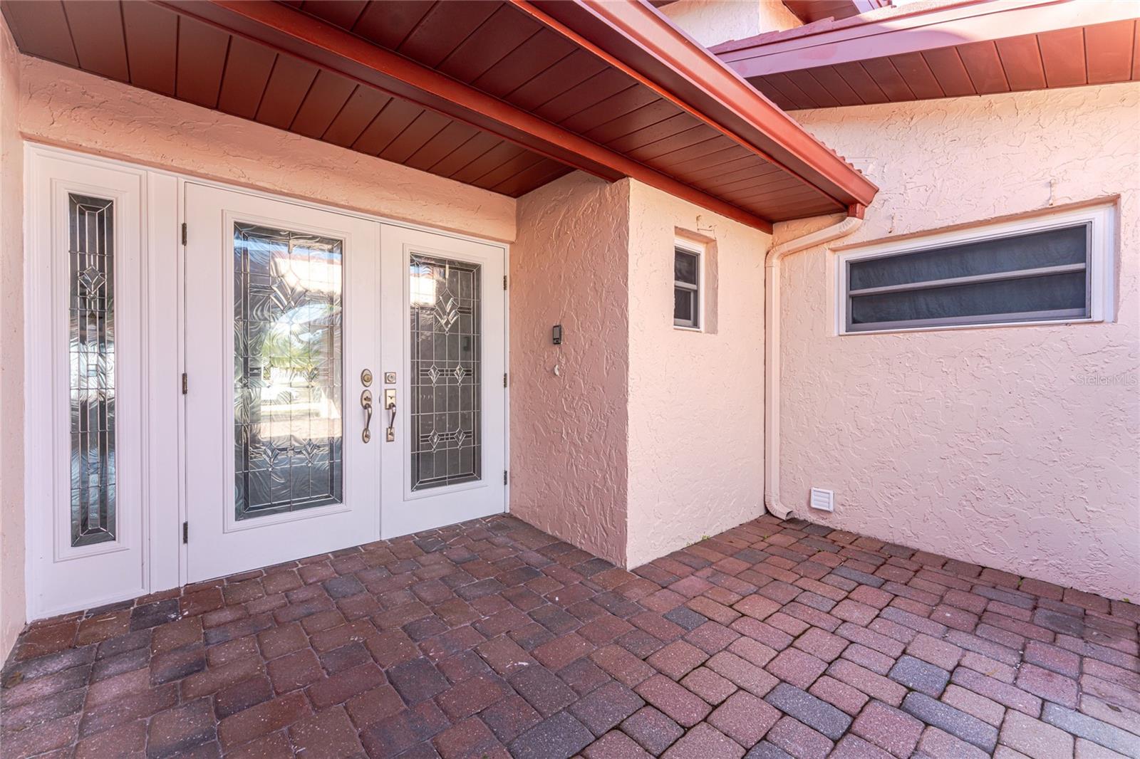 Image 6 of 92 For 341 Severin Road Se