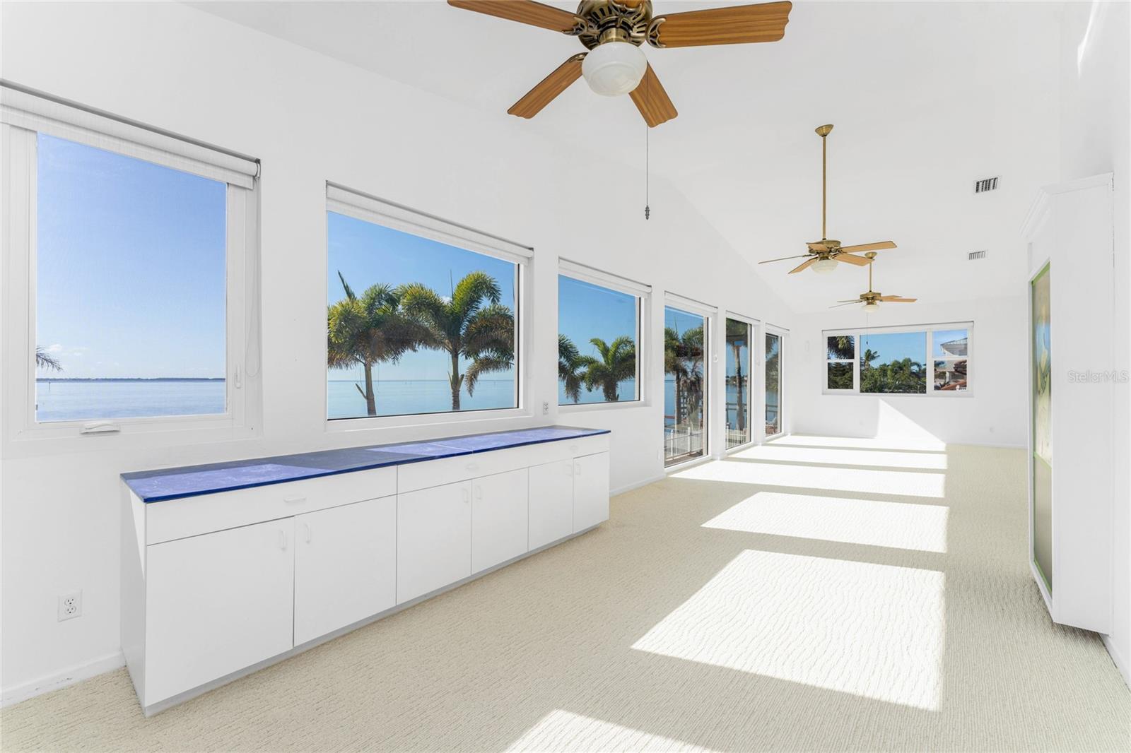 Image 62 of 92 For 341 Severin Road Se