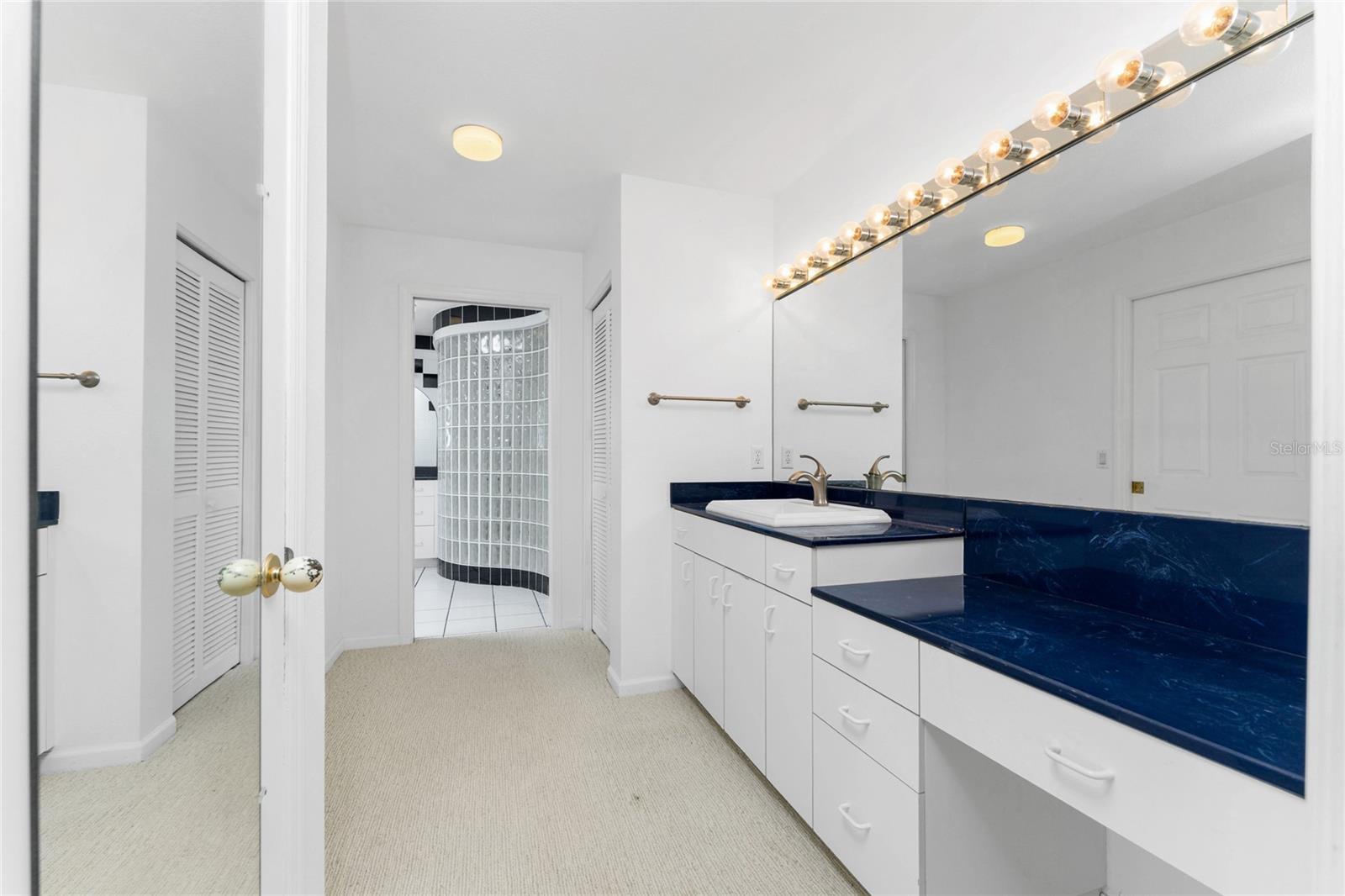 Image 65 of 92 For 341 Severin Road Se