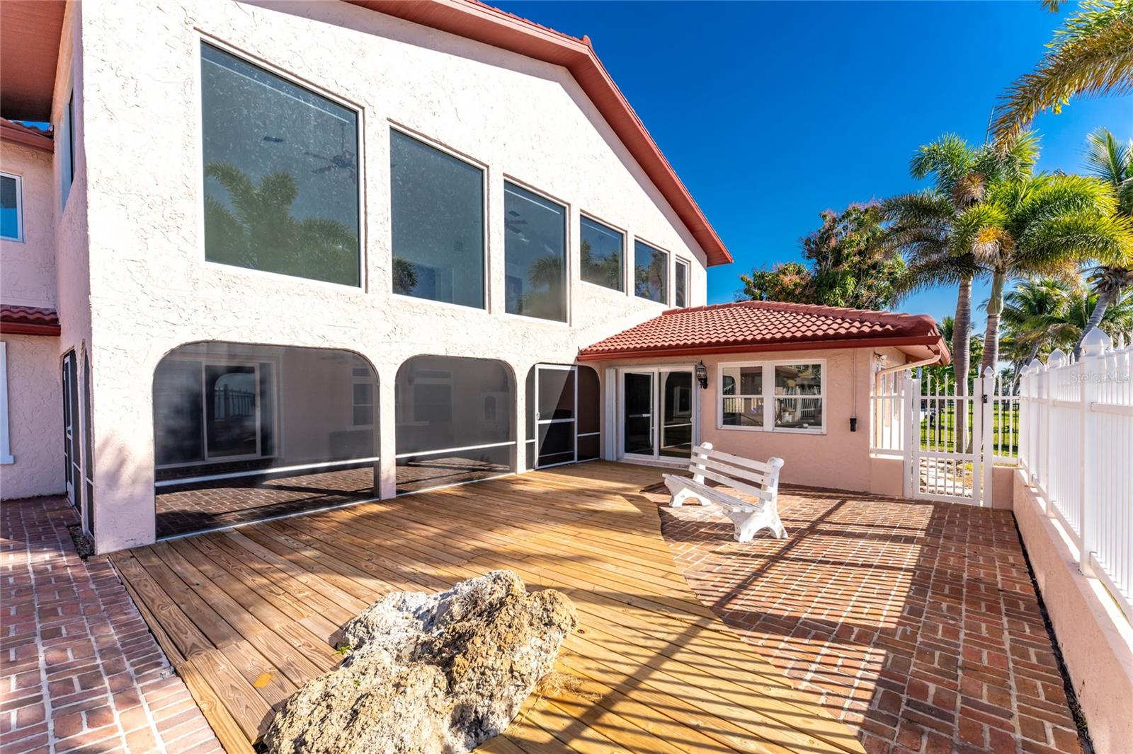 Image 81 of 92 For 341 Severin Road Se