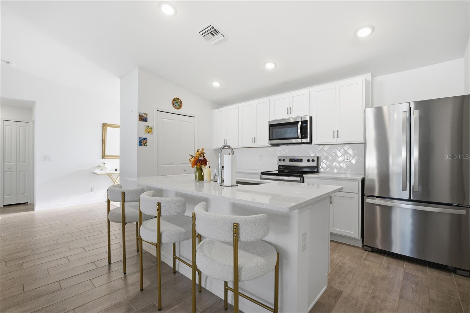 Image 14 of 41 For 1910 27th Place