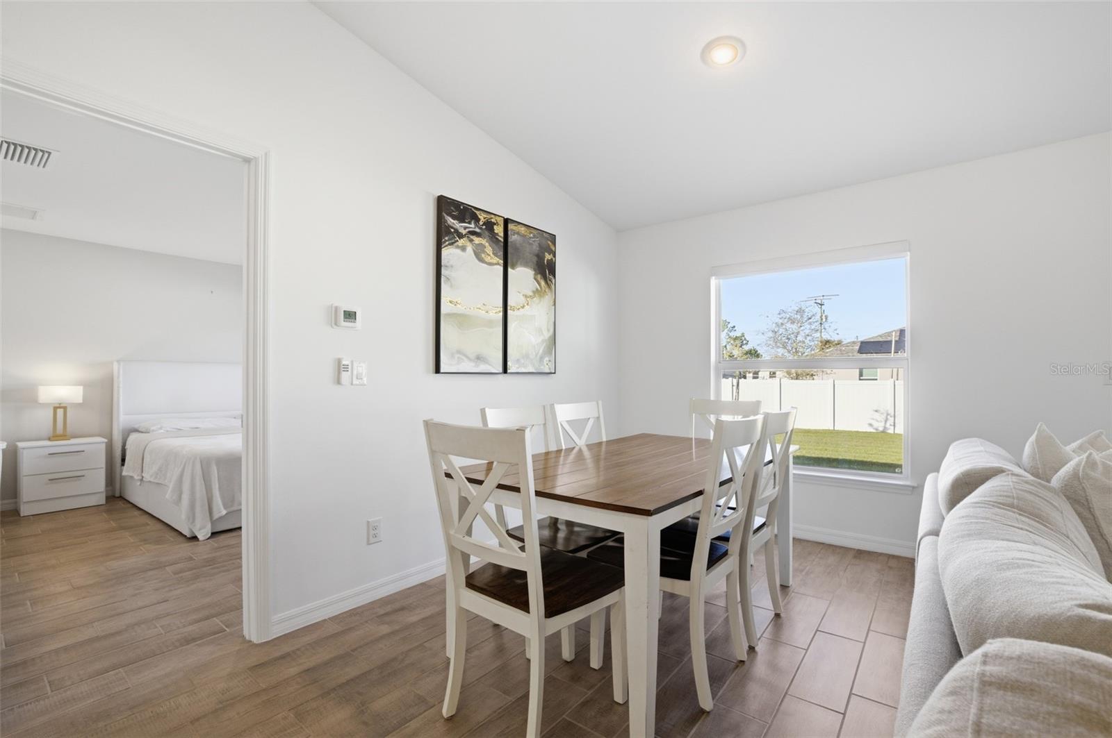 Image 15 of 41 For 1910 27th Place