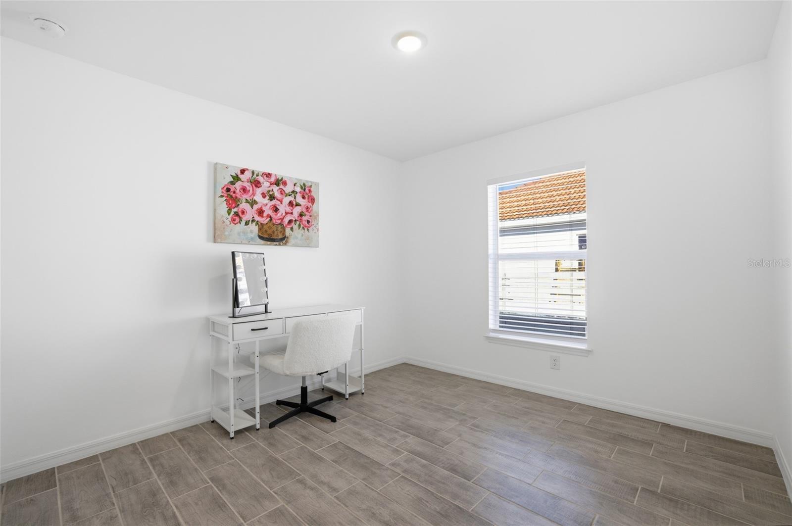 Image 26 of 41 For 1910 27th Place