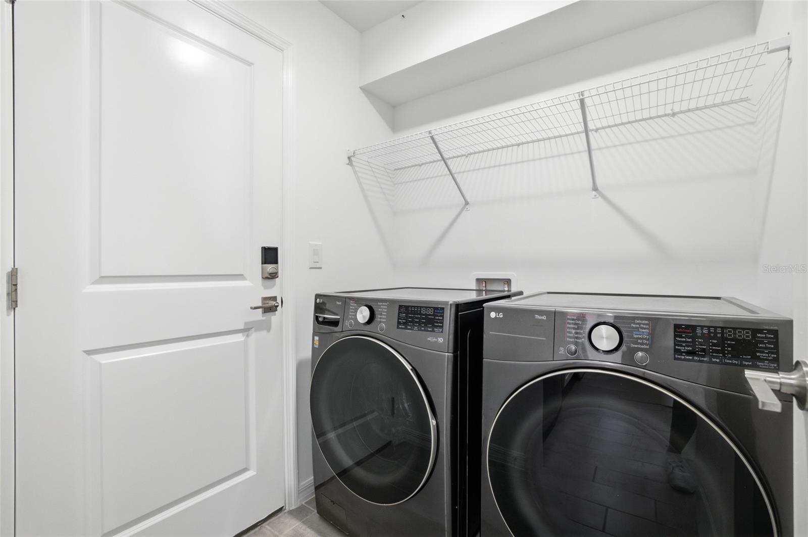 Image 37 of 41 For 1910 27th Place