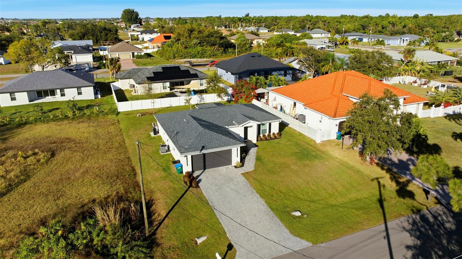 Image 39 of 41 For 1910 27th Place