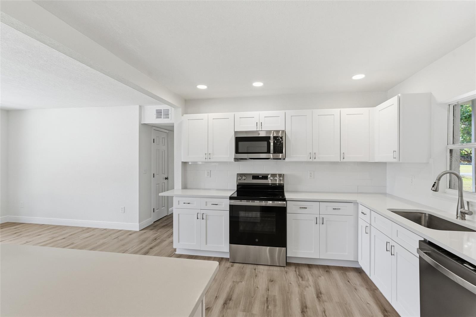 Image 11 of 43 For 3019 Amanda Street