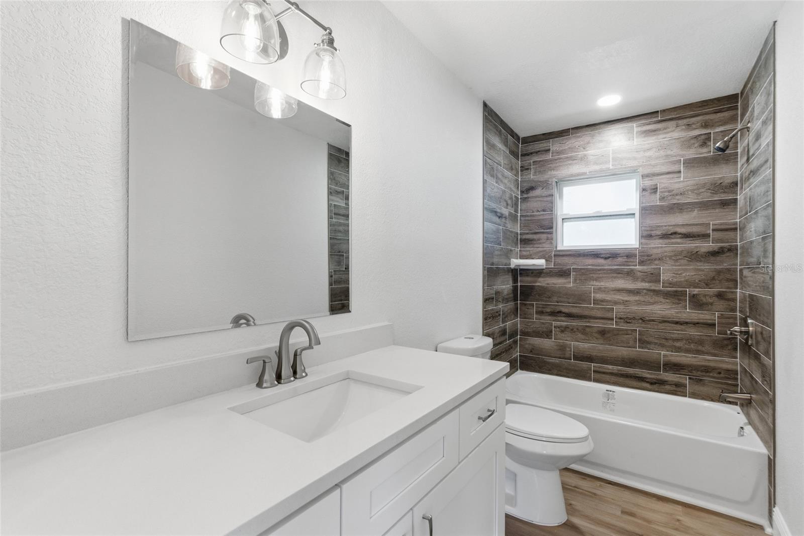 Image 22 of 43 For 3019 Amanda Street