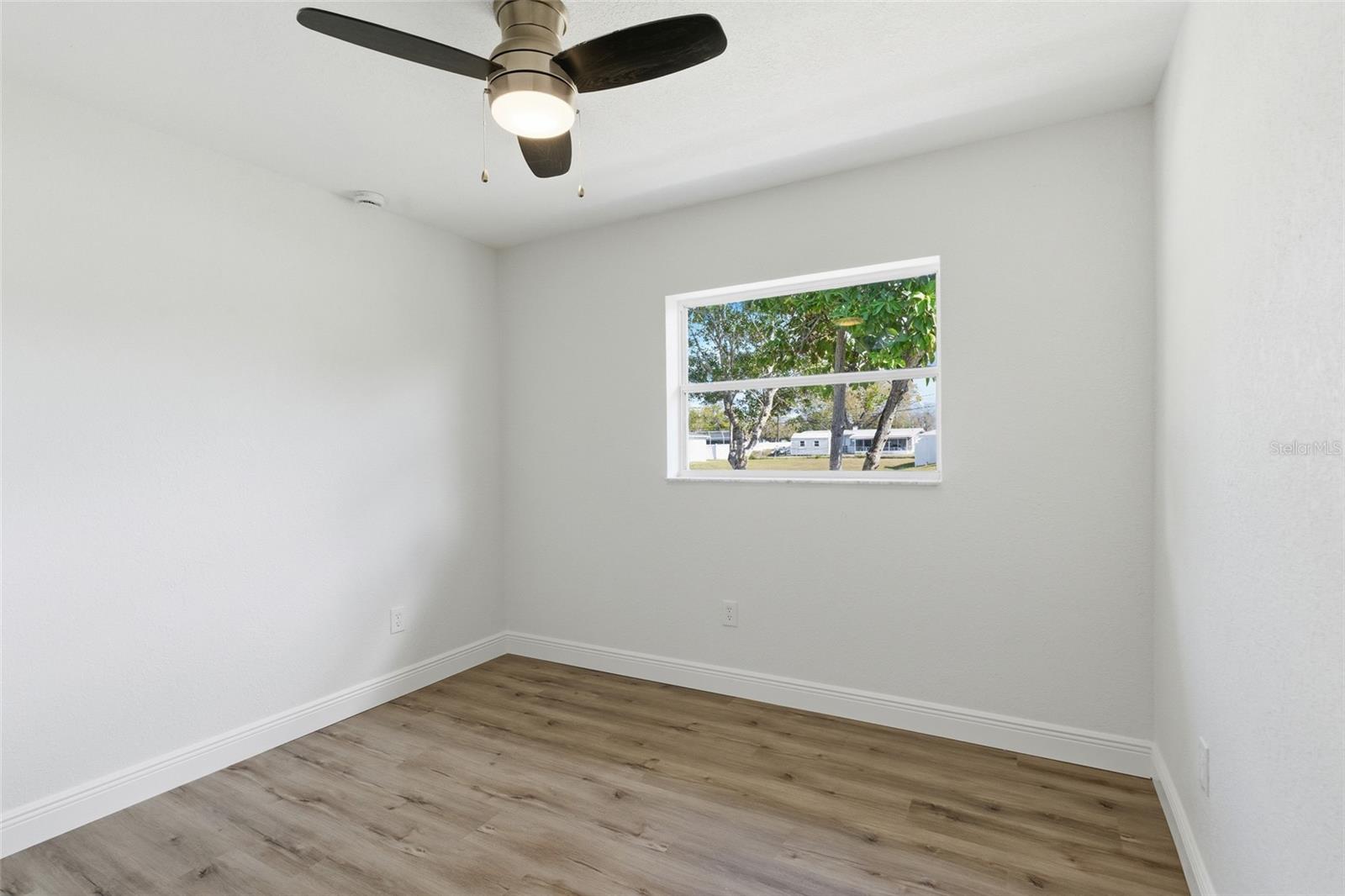 Image 23 of 43 For 3019 Amanda Street