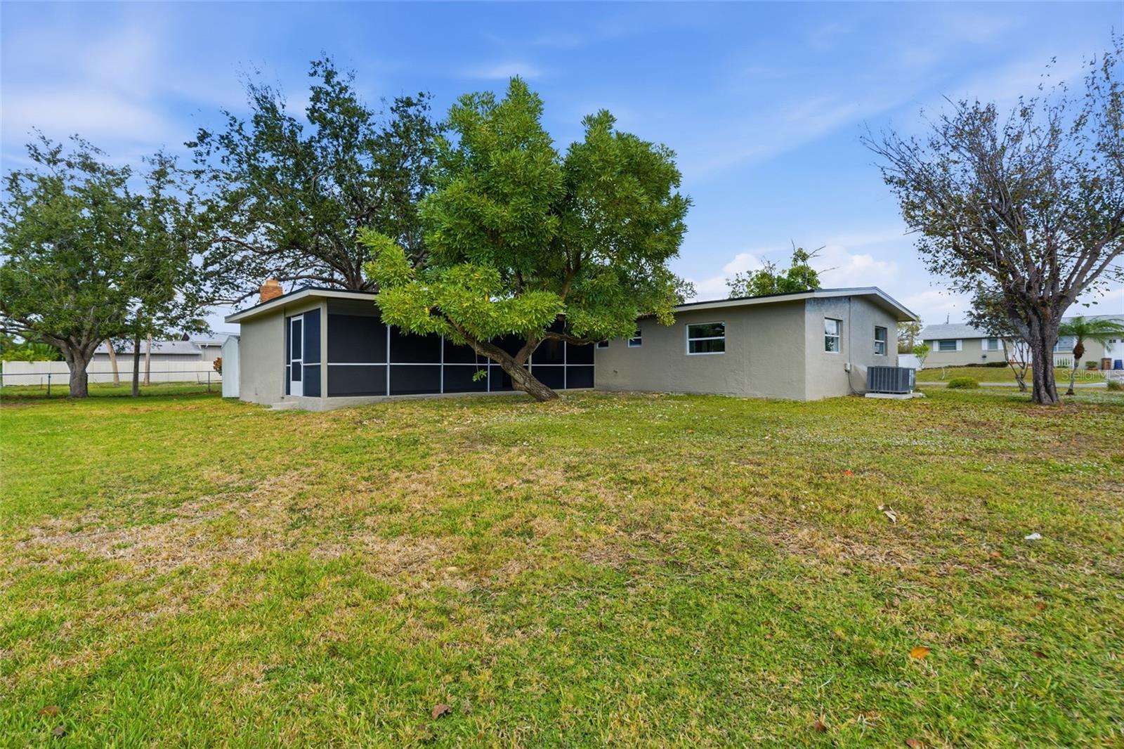 Image 33 of 43 For 3019 Amanda Street