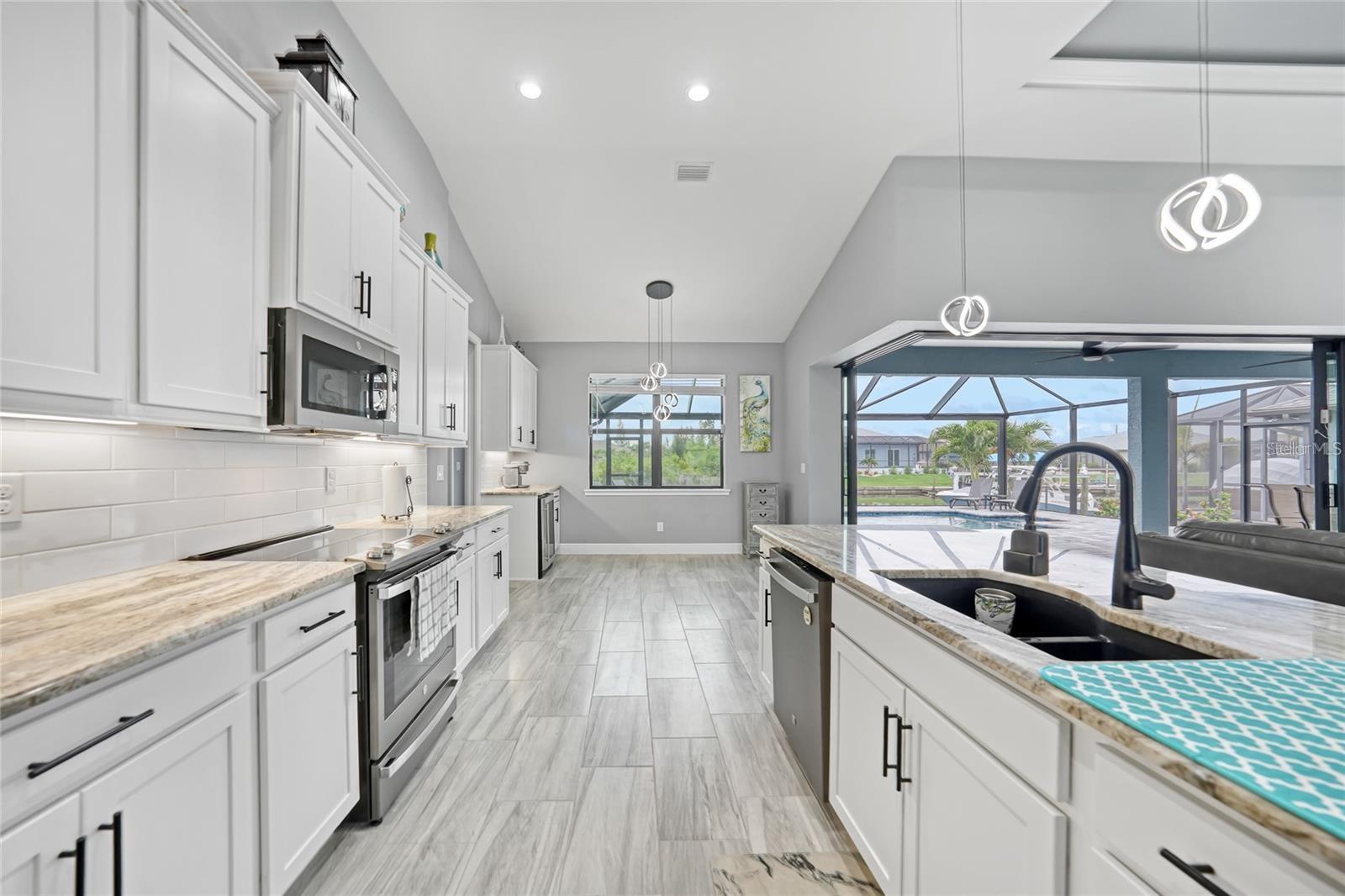 Image 12 of 48 For 15148 Taurus Circle