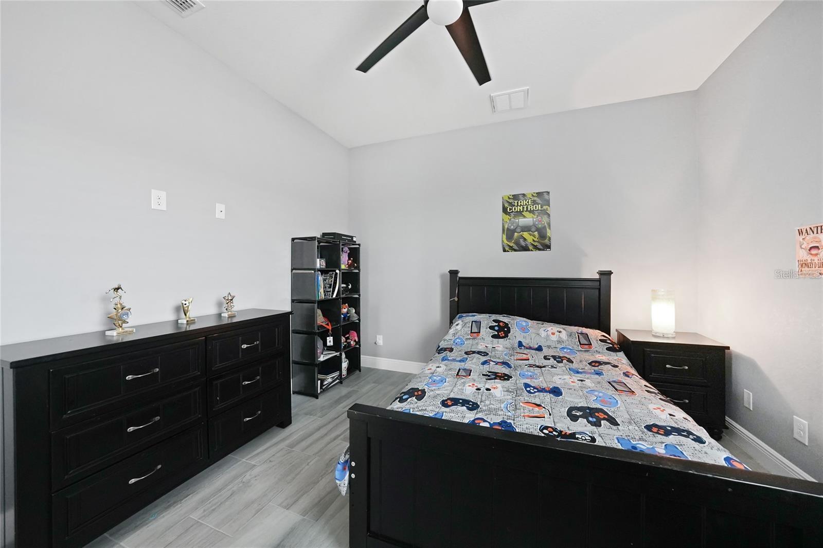 Image 26 of 48 For 15148 Taurus Circle