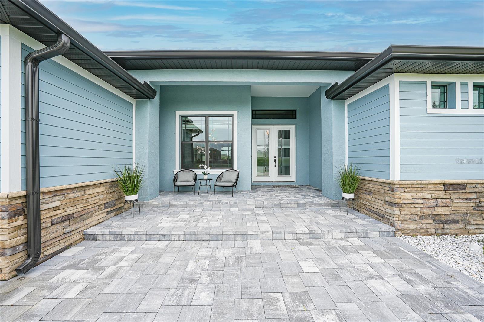 Image 4 of 48 For 15148 Taurus Circle