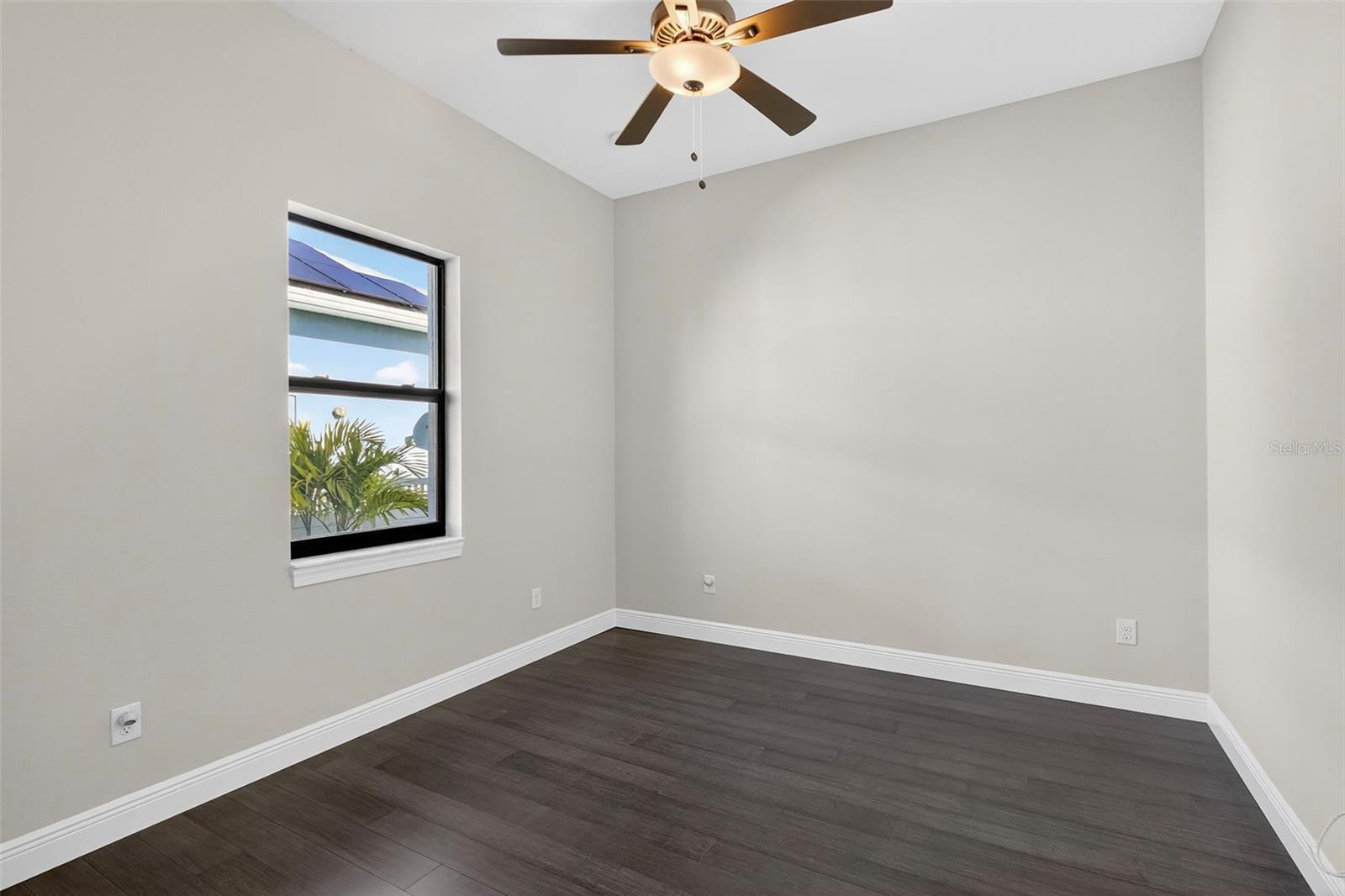 Image 23 of 40 For 3014 43rd Place