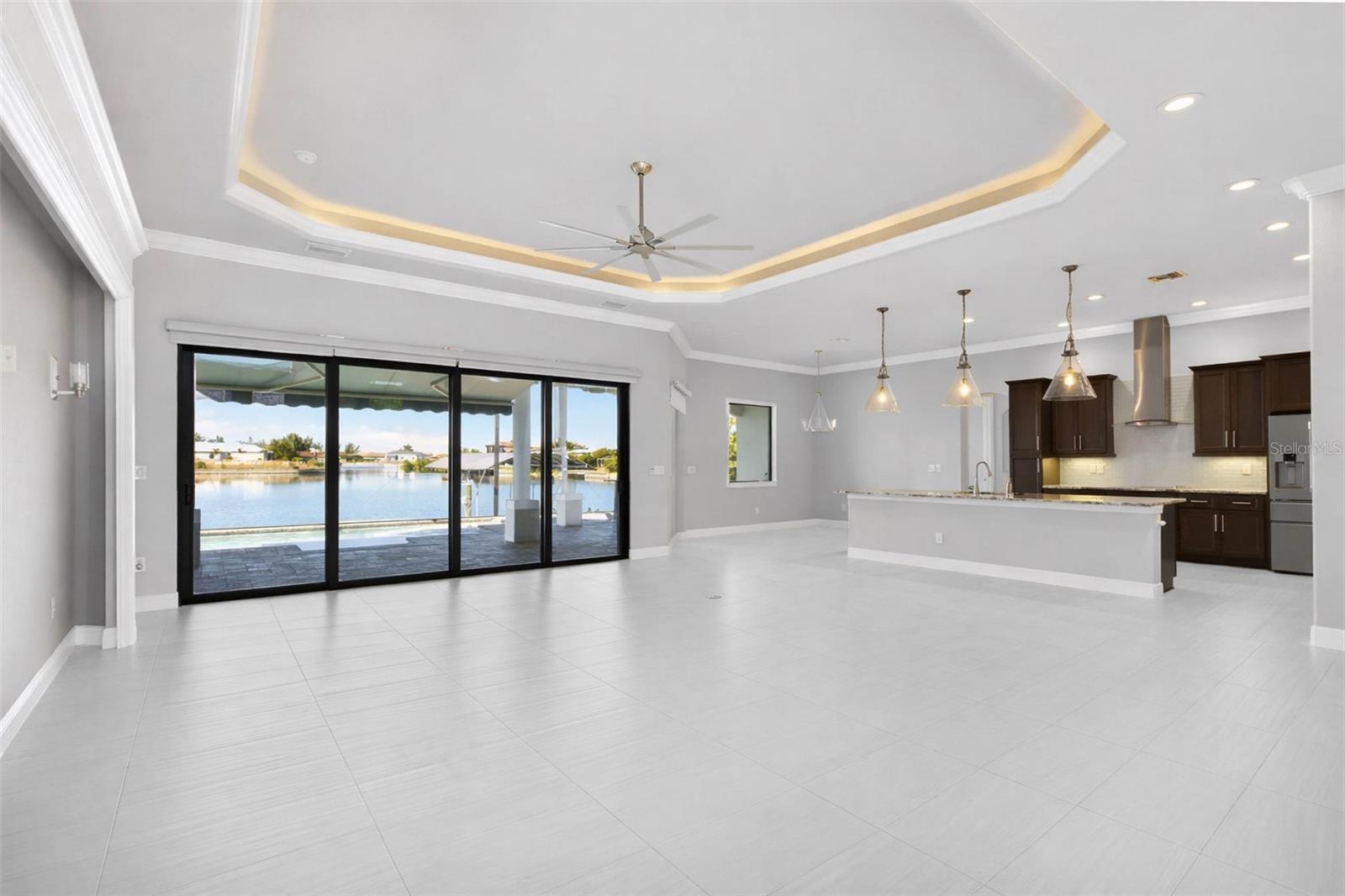 Image 4 of 40 For 3014 43rd Place