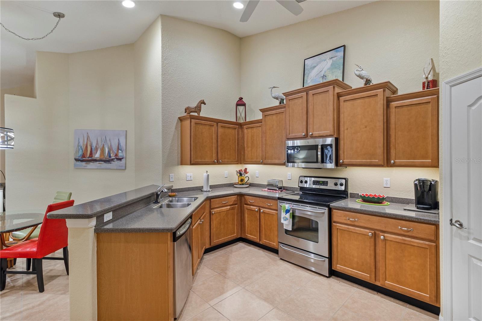 Image 10 of 46 For 3533 Lakewood Boulevard