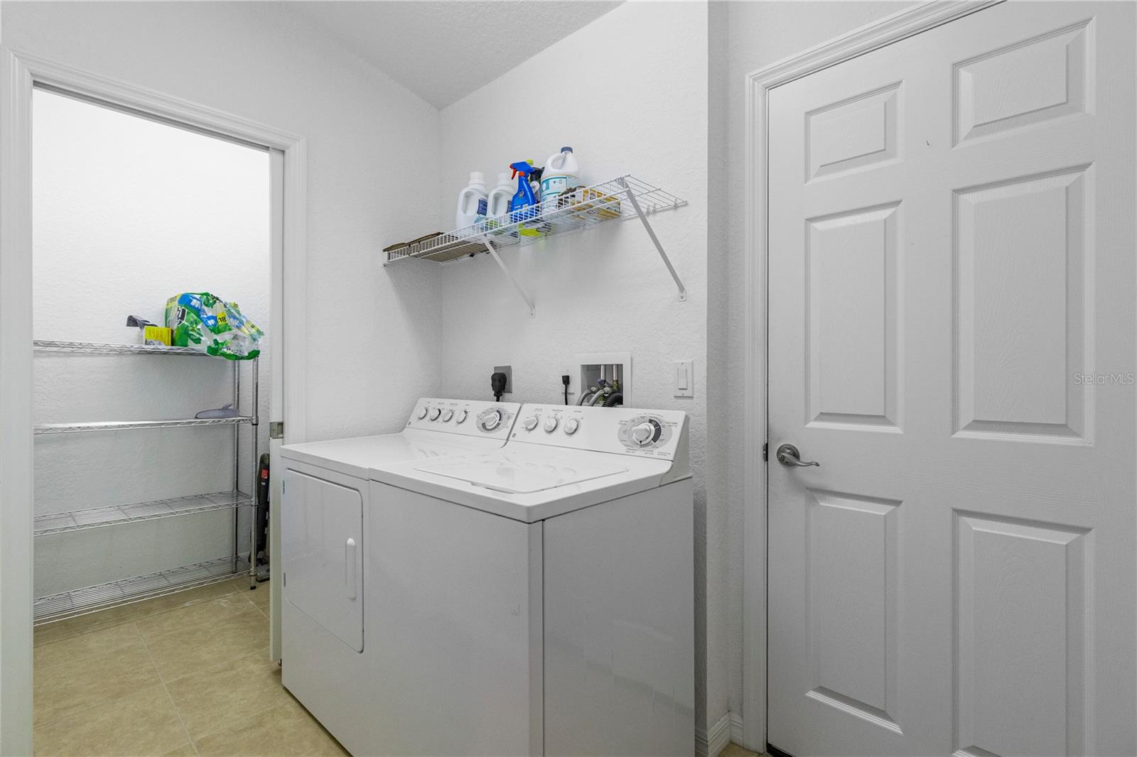 Image 17 of 46 For 3533 Lakewood Boulevard