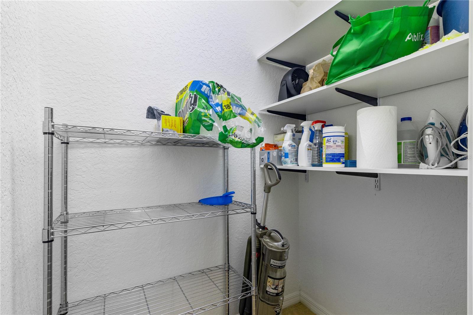 Image 18 of 46 For 3533 Lakewood Boulevard