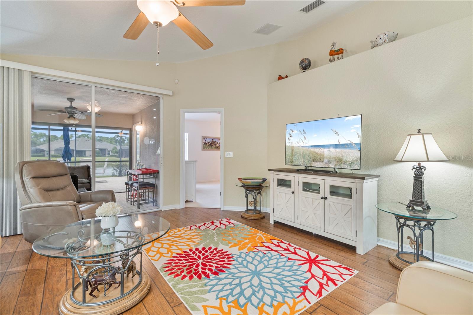 Image 20 of 46 For 3533 Lakewood Boulevard