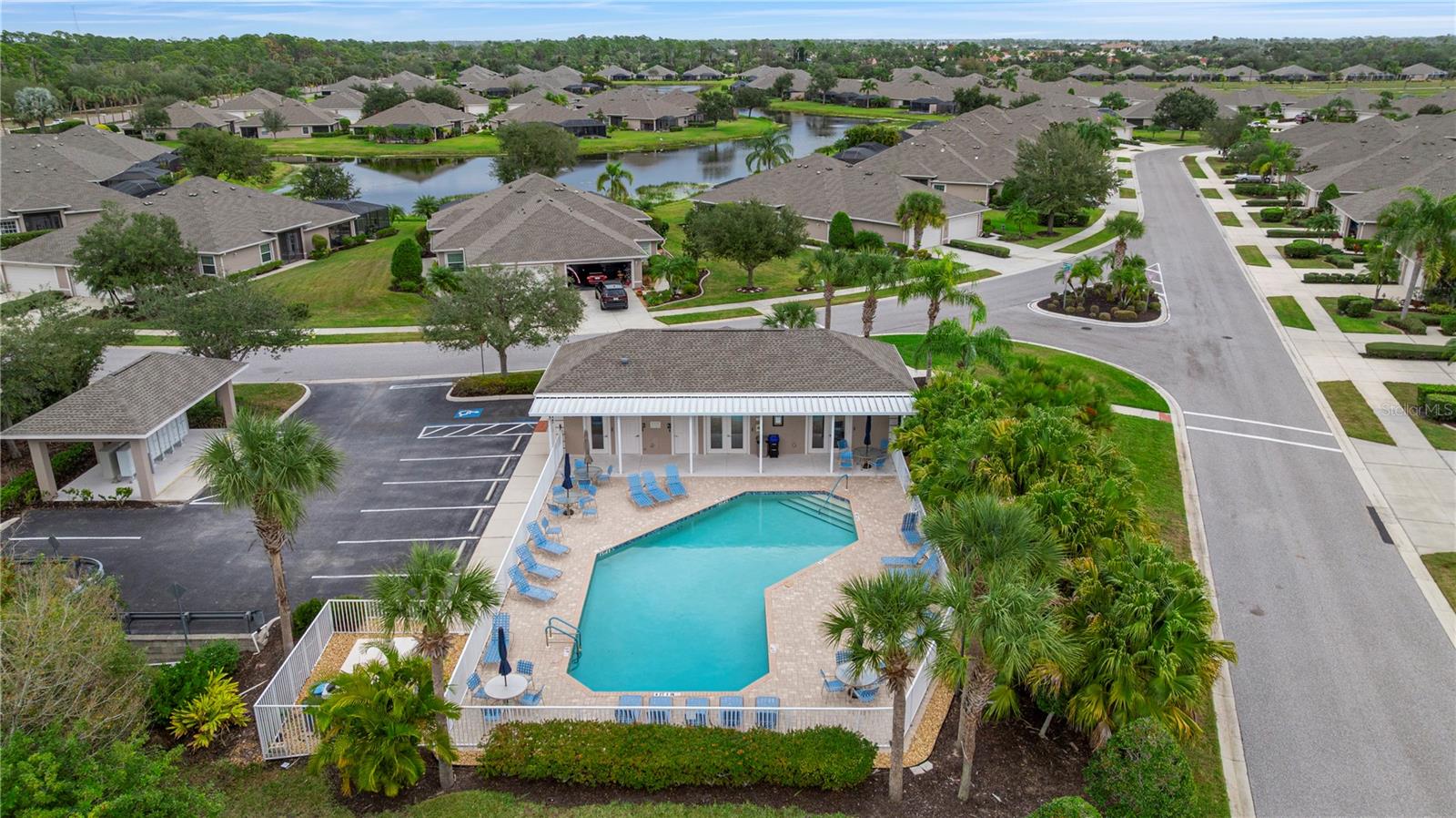 Image 40 of 46 For 3533 Lakewood Boulevard