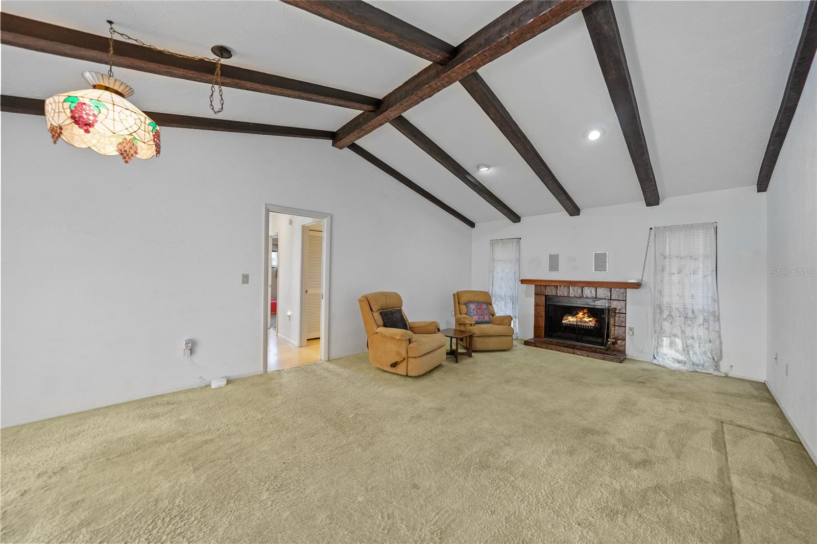 Image 19 of 44 For 1016 Deer Run