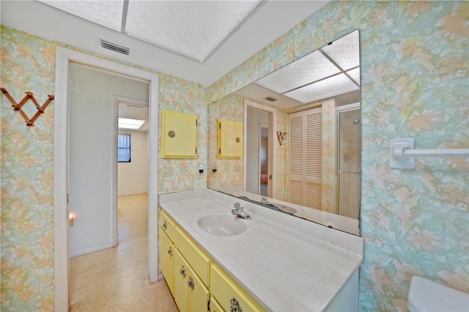 Image 24 of 44 For 1016 Deer Run