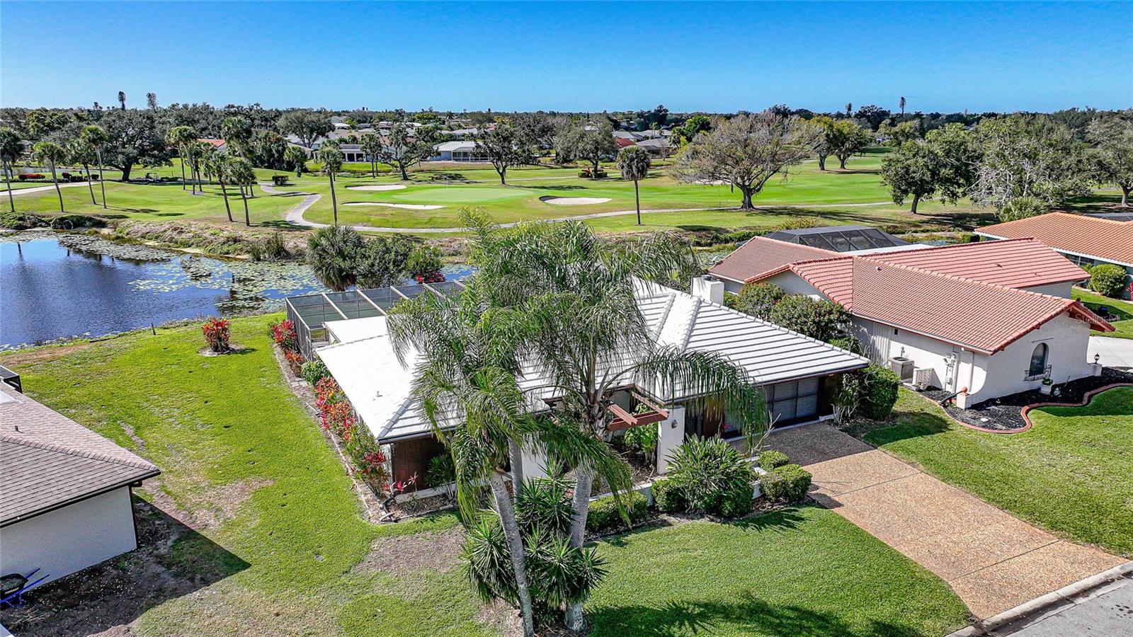 Image 3 of 44 For 1016 Deer Run