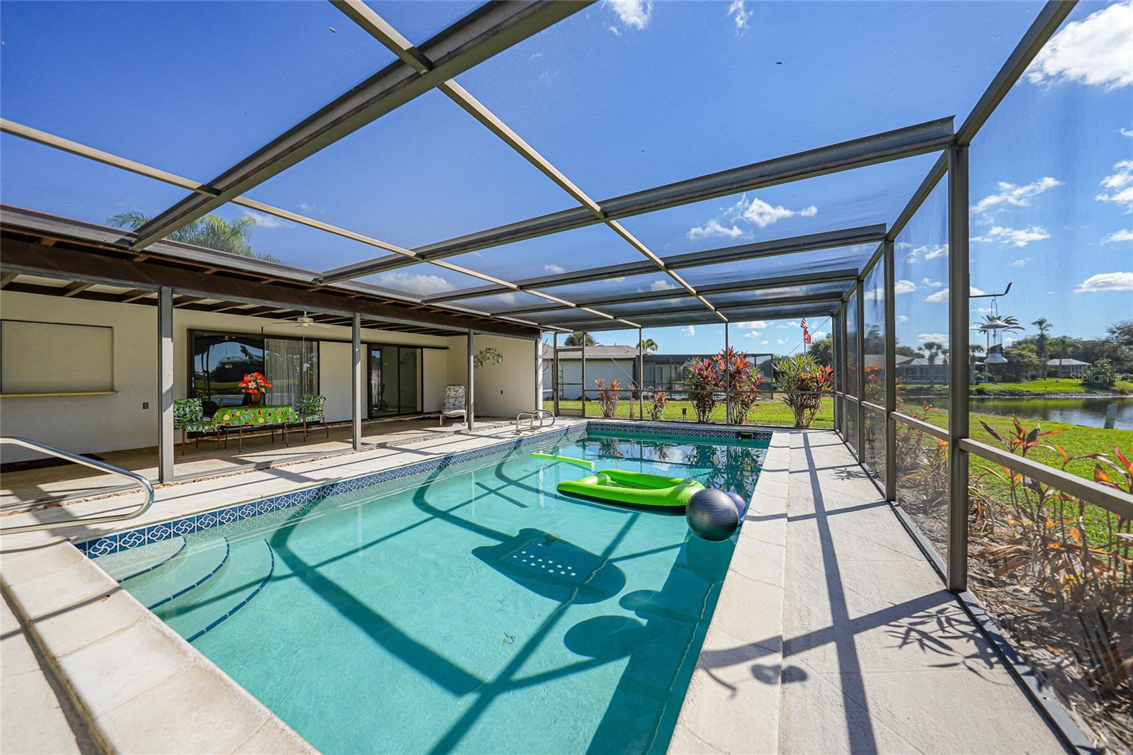 Image 37 of 44 For 1016 Deer Run