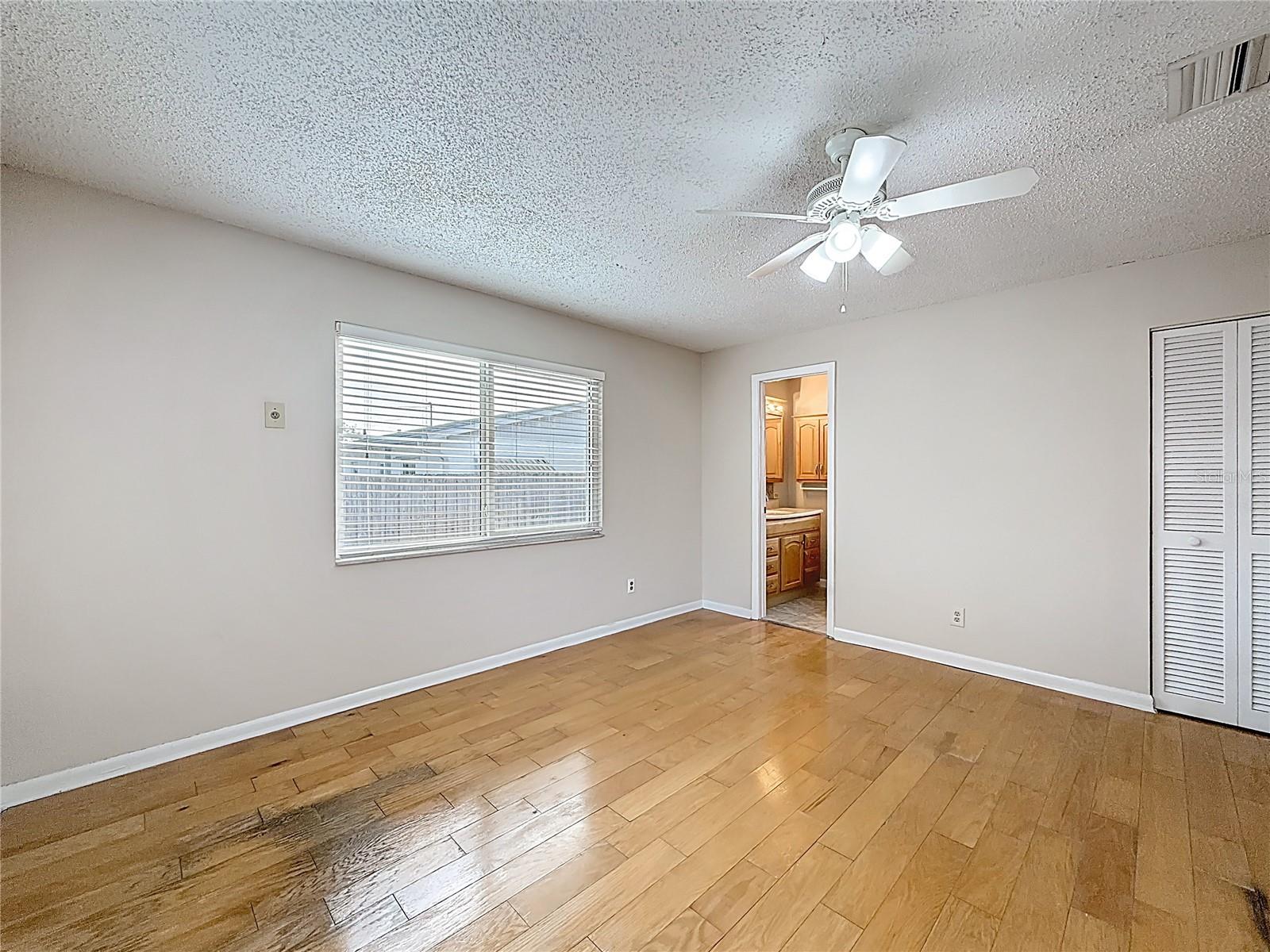 Image 16 of 29 For 4213 22nd Street N