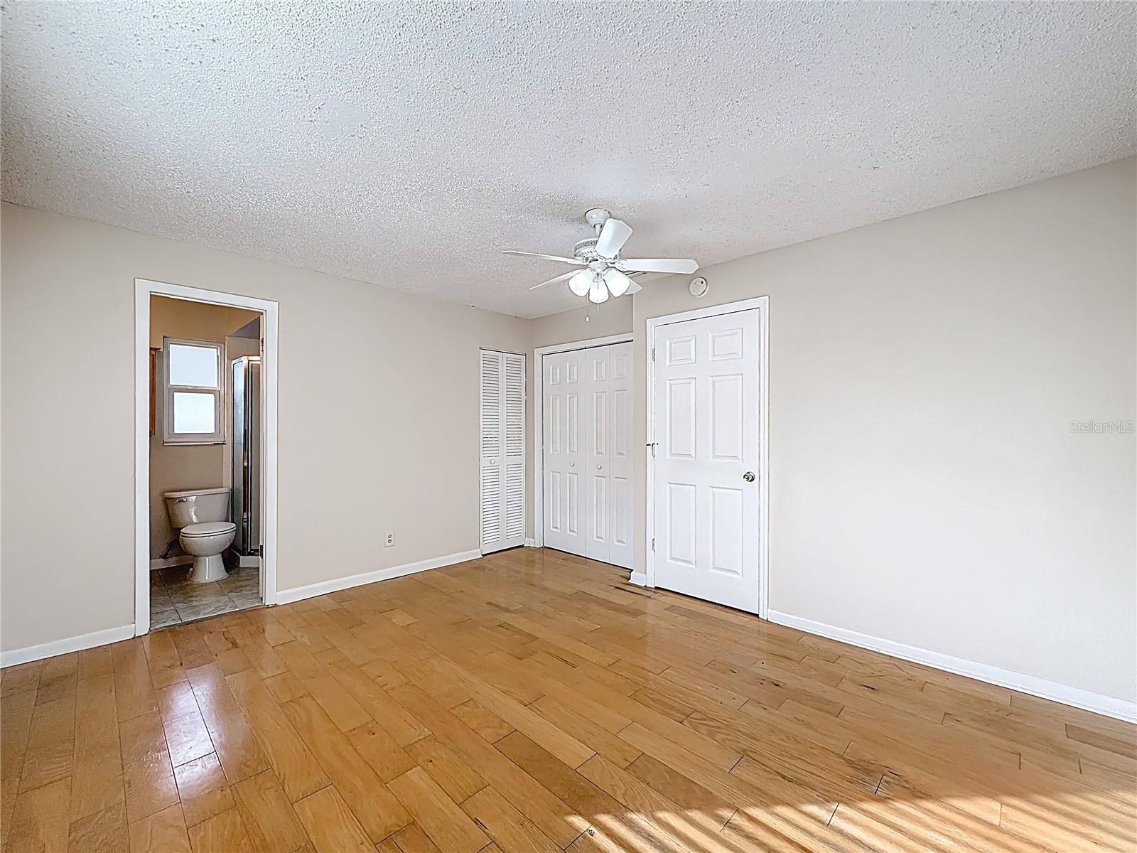 Image 17 of 29 For 4213 22nd Street N