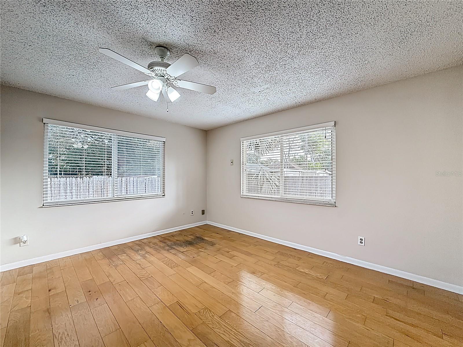 Image 18 of 29 For 4213 22nd Street N