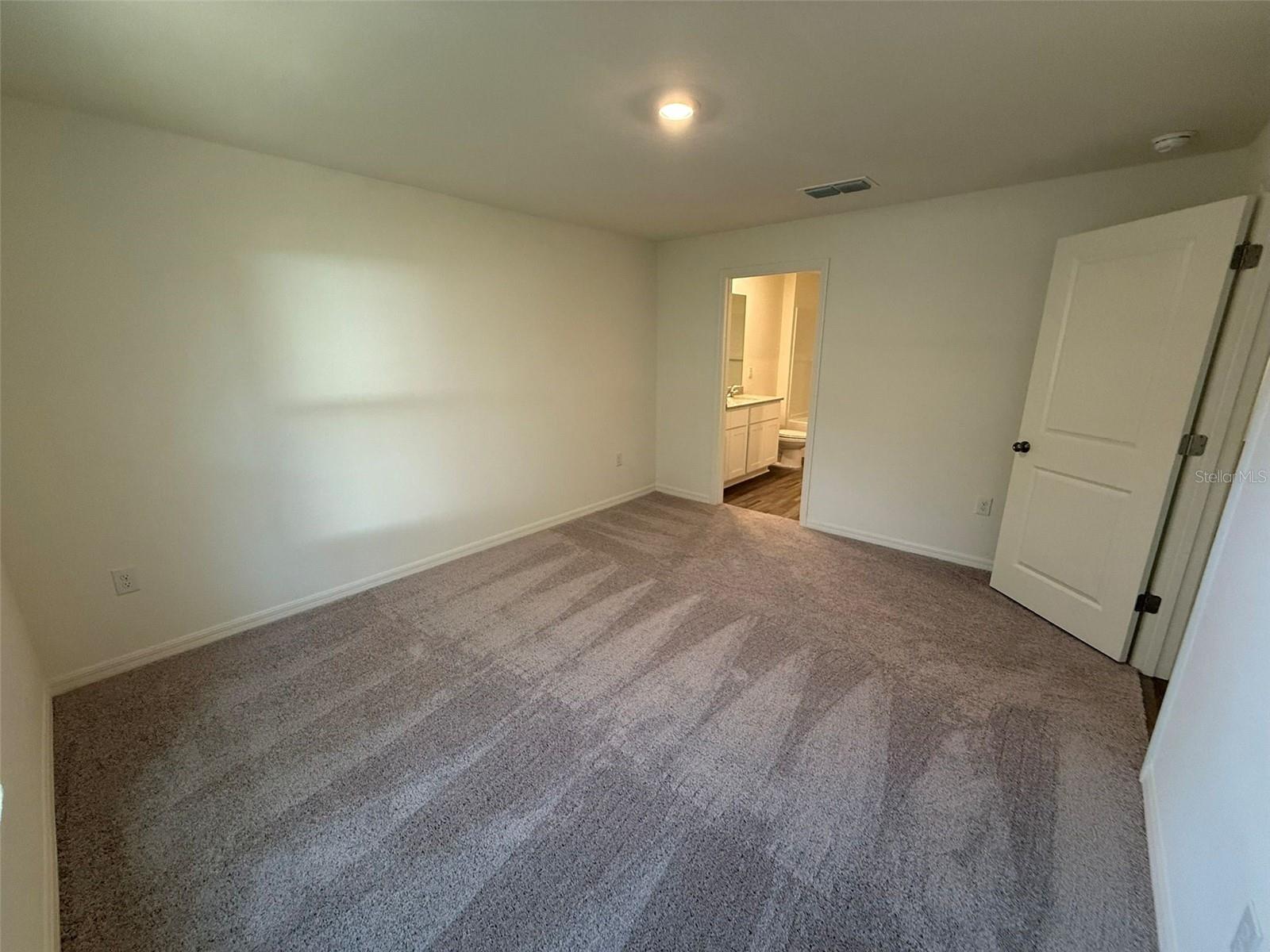 Image 10 of 18 For 3471 Ledgewood Street