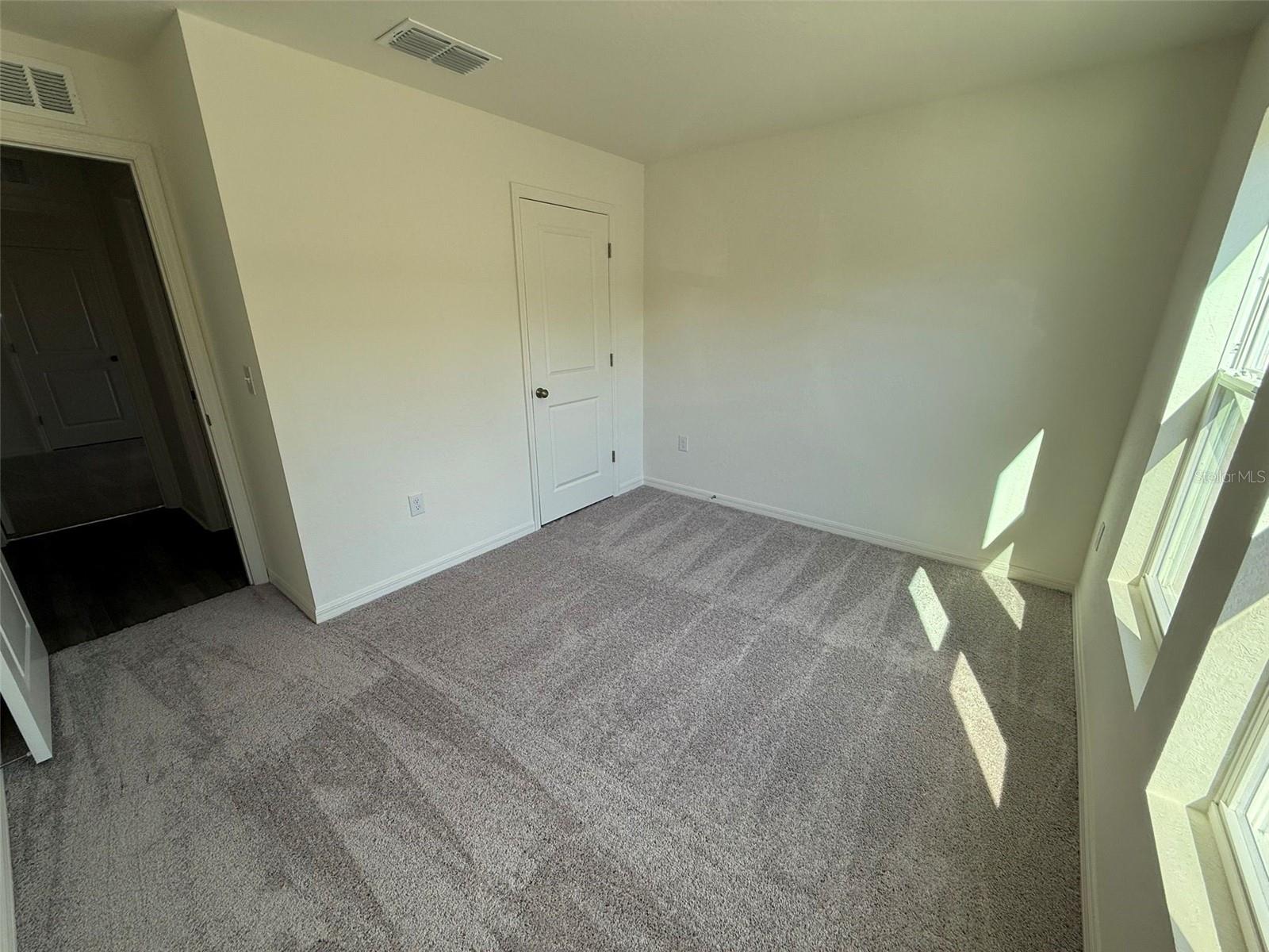 Image 14 of 18 For 3471 Ledgewood Street