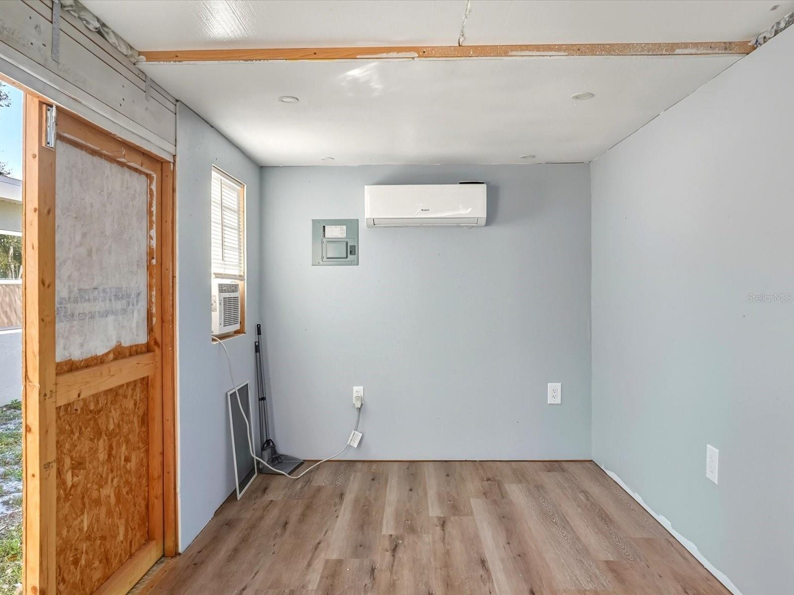 Image 22 of 30 For 1017 Rosedale Road