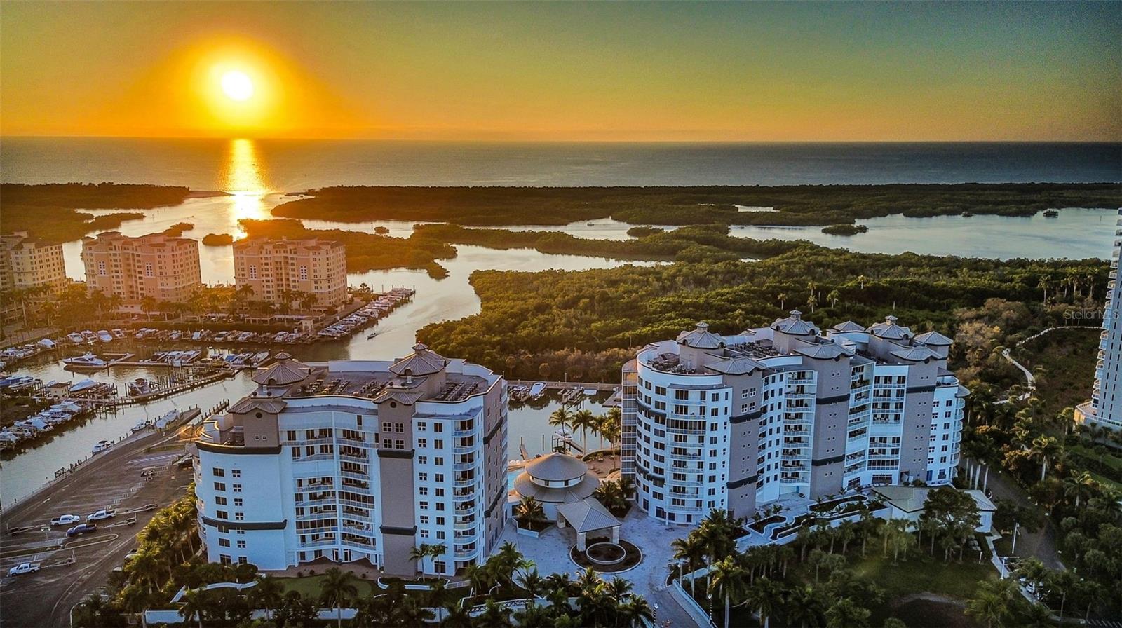 Image 50 of 51 For 13675 Vanderbilt Drive 605