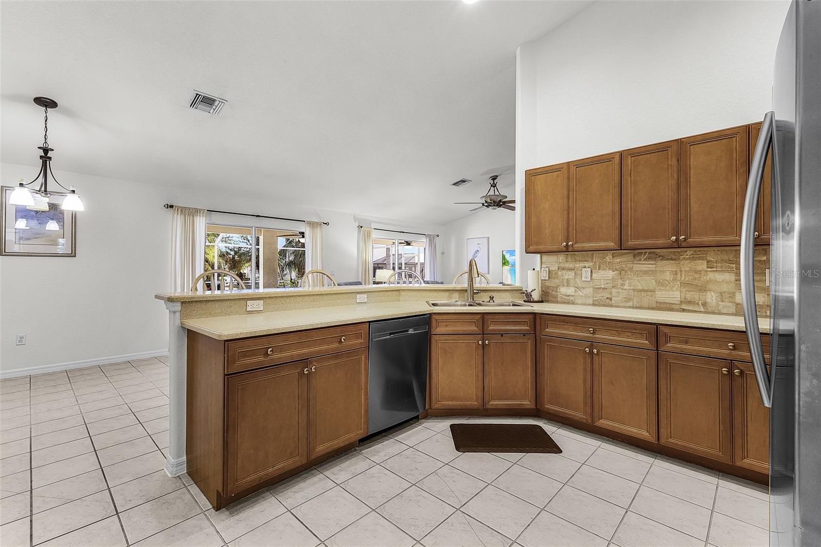 Image 15 of 31 For 3327 26th Avenue