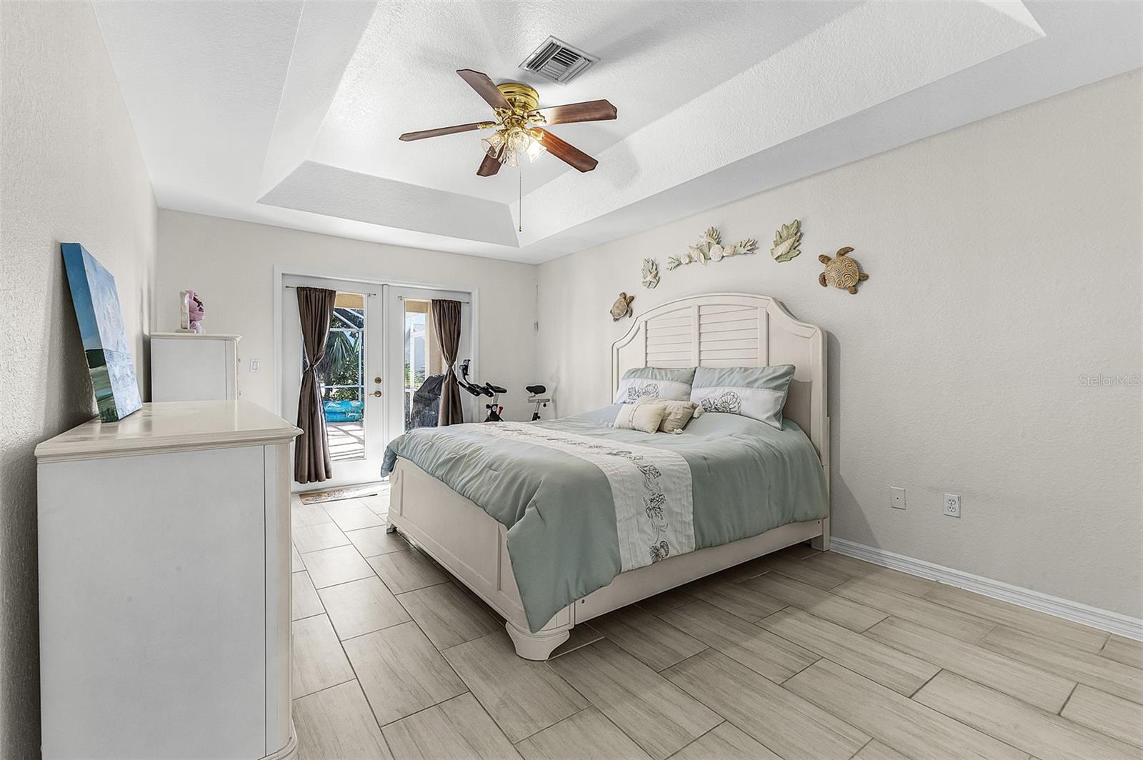 Image 5 of 31 For 3327 26th Avenue