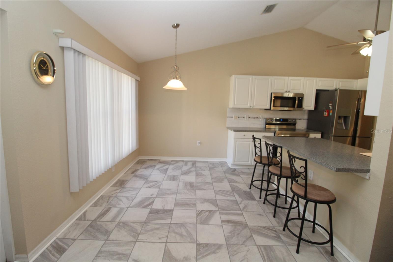 Image 20 of 61 For 7432 Perennial Road