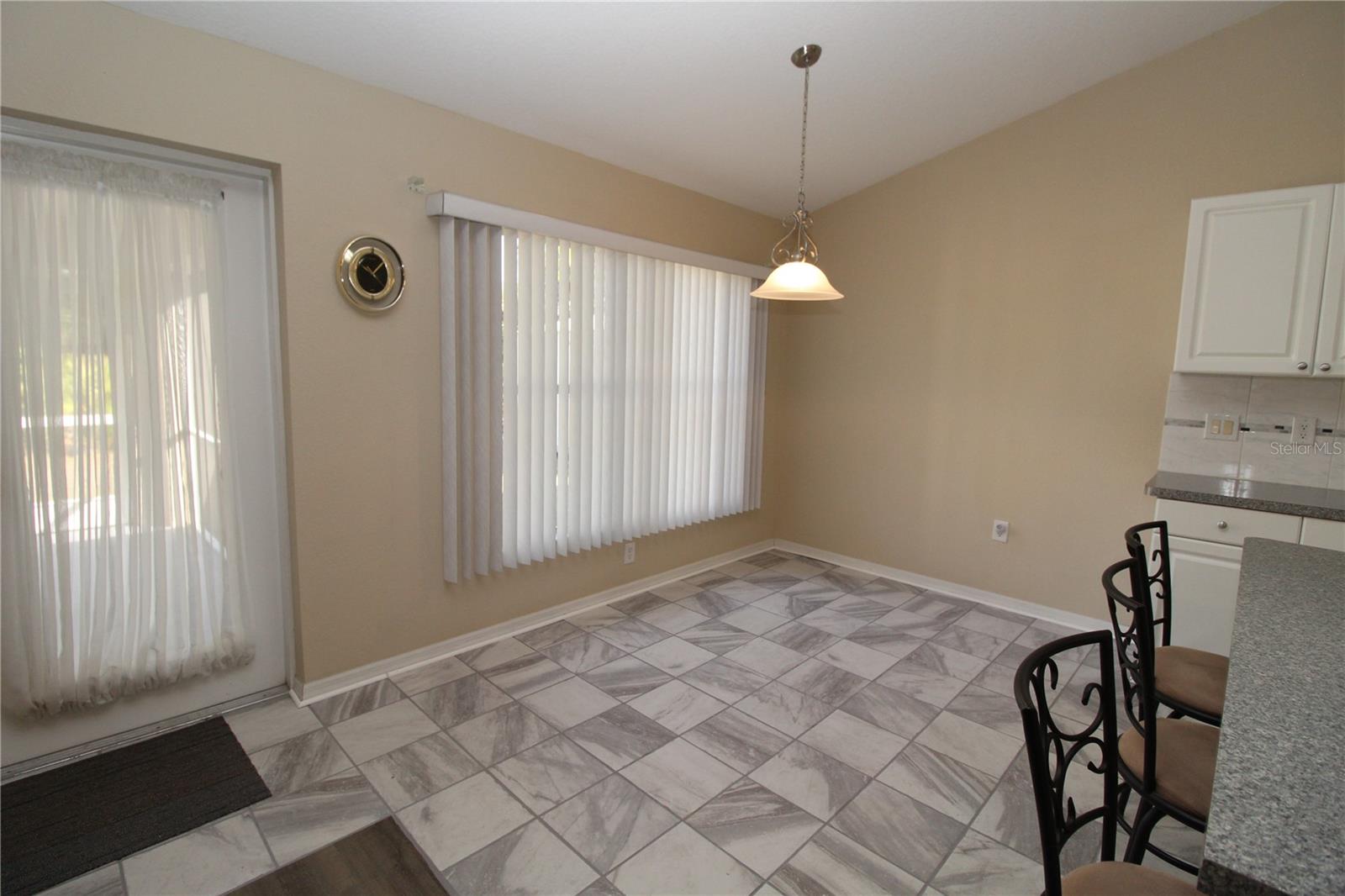 Image 21 of 61 For 7432 Perennial Road