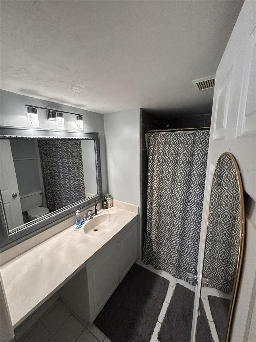 Image 11 of 18 For 3310 Loveland Boulevard 1705