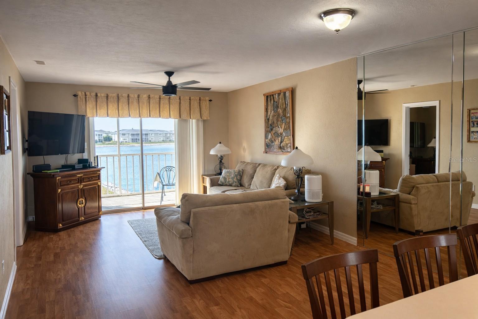 Image 9 of 18 For 3310 Loveland Boulevard 1705