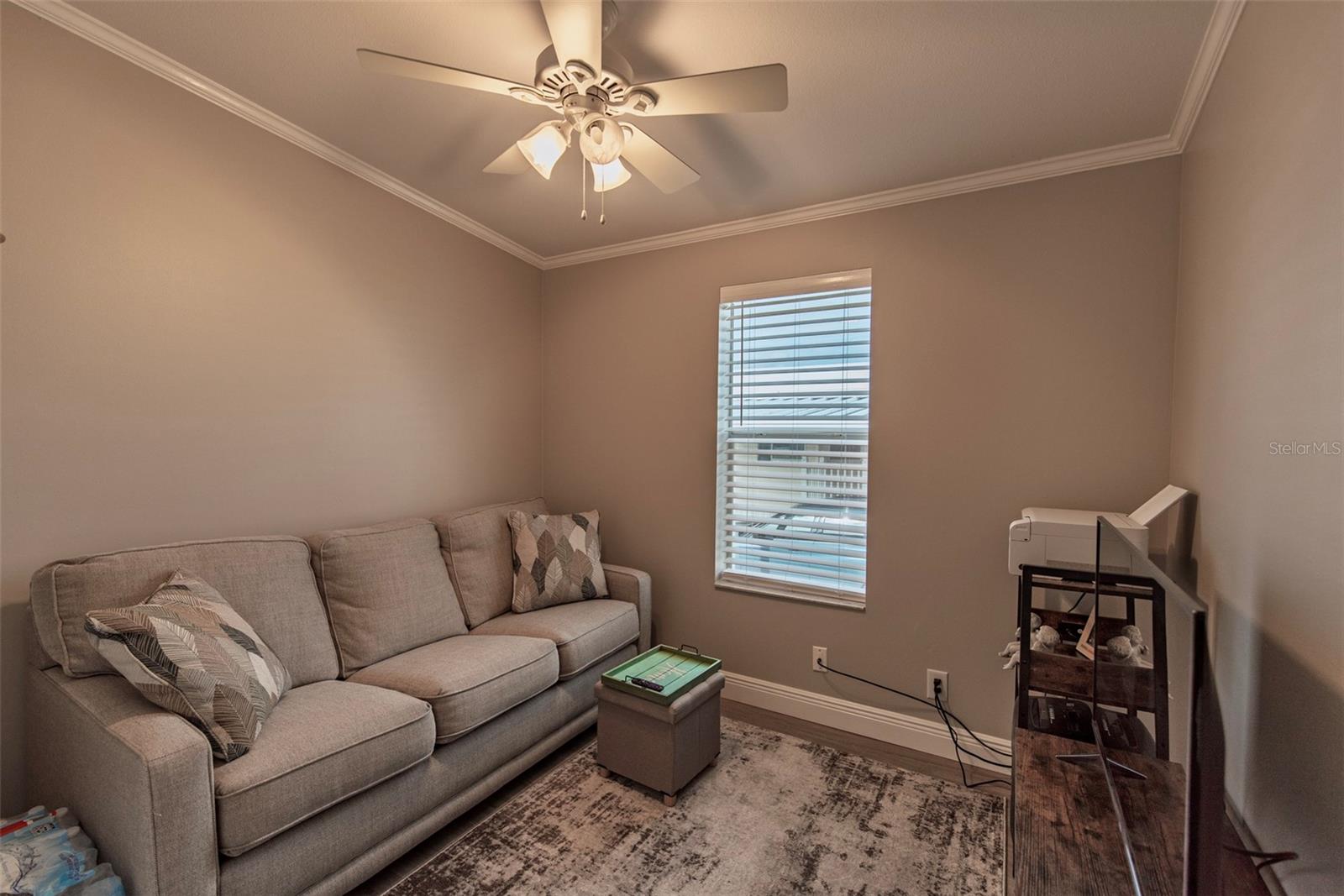 Image 13 of 29 For 25 Copenhagen Avenue