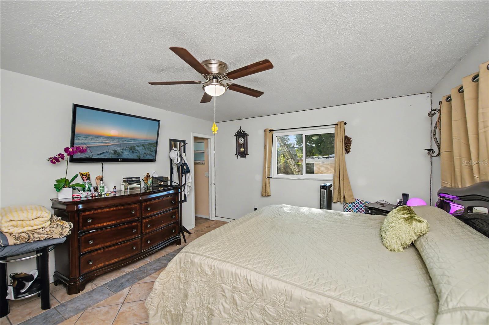 Image 19 of 47 For 4025 Yucatan Circle