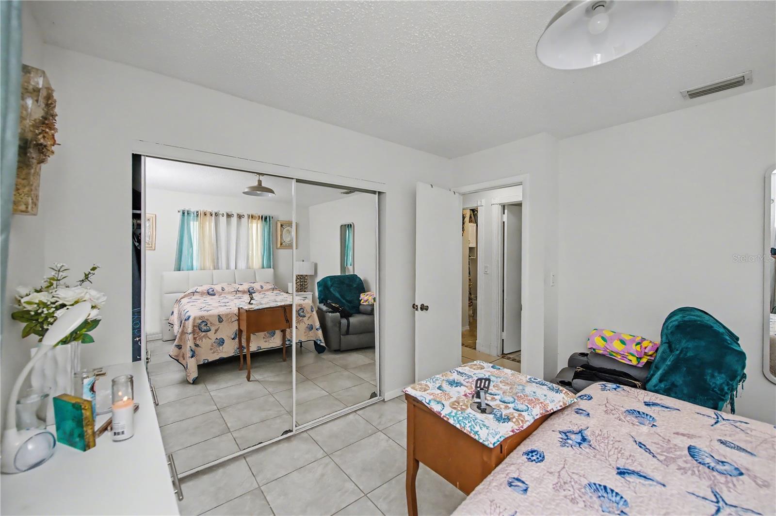 Image 27 of 47 For 4025 Yucatan Circle