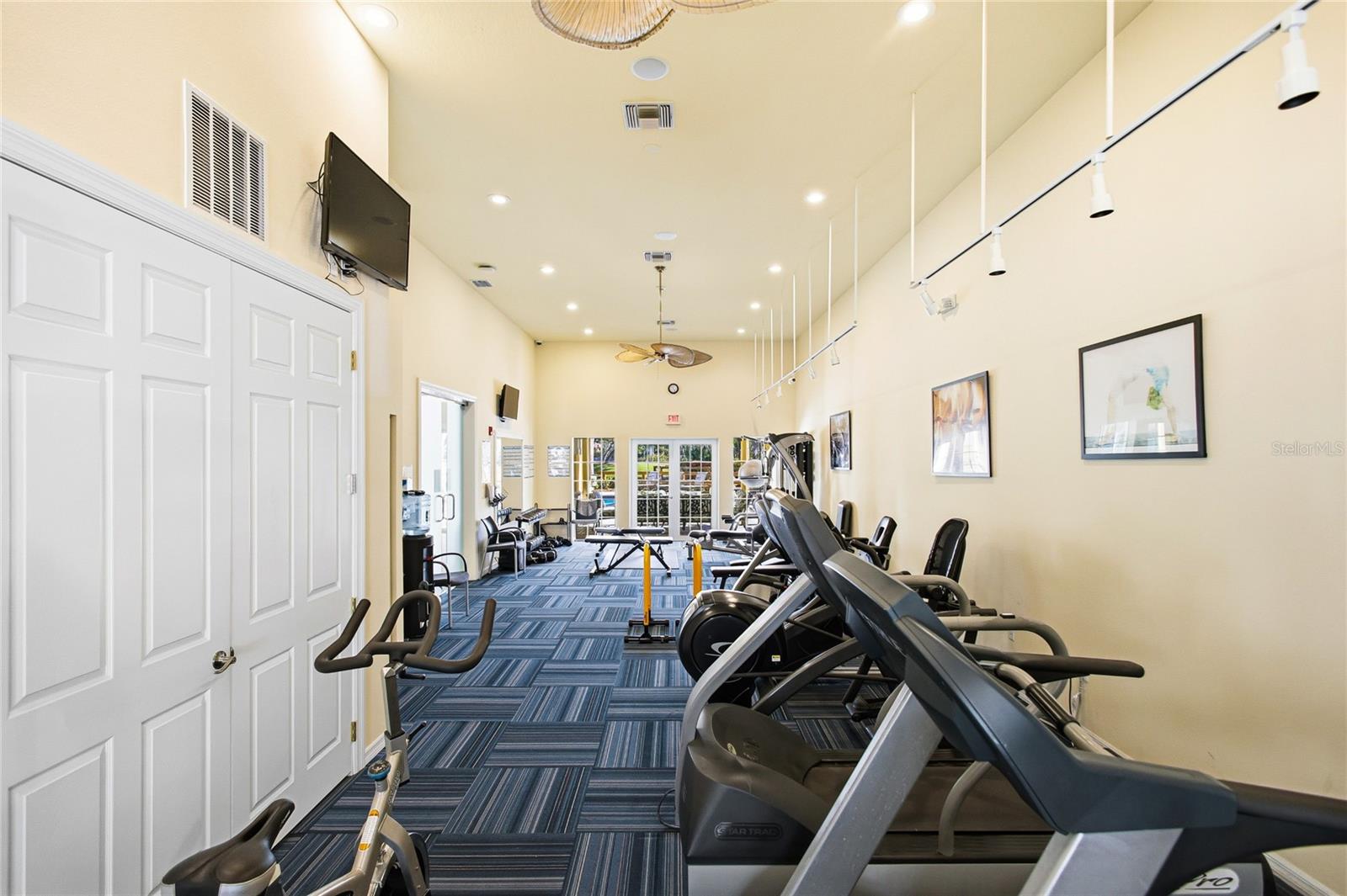 Image 61 of 72 For 242 Hidden Bay Drive 603