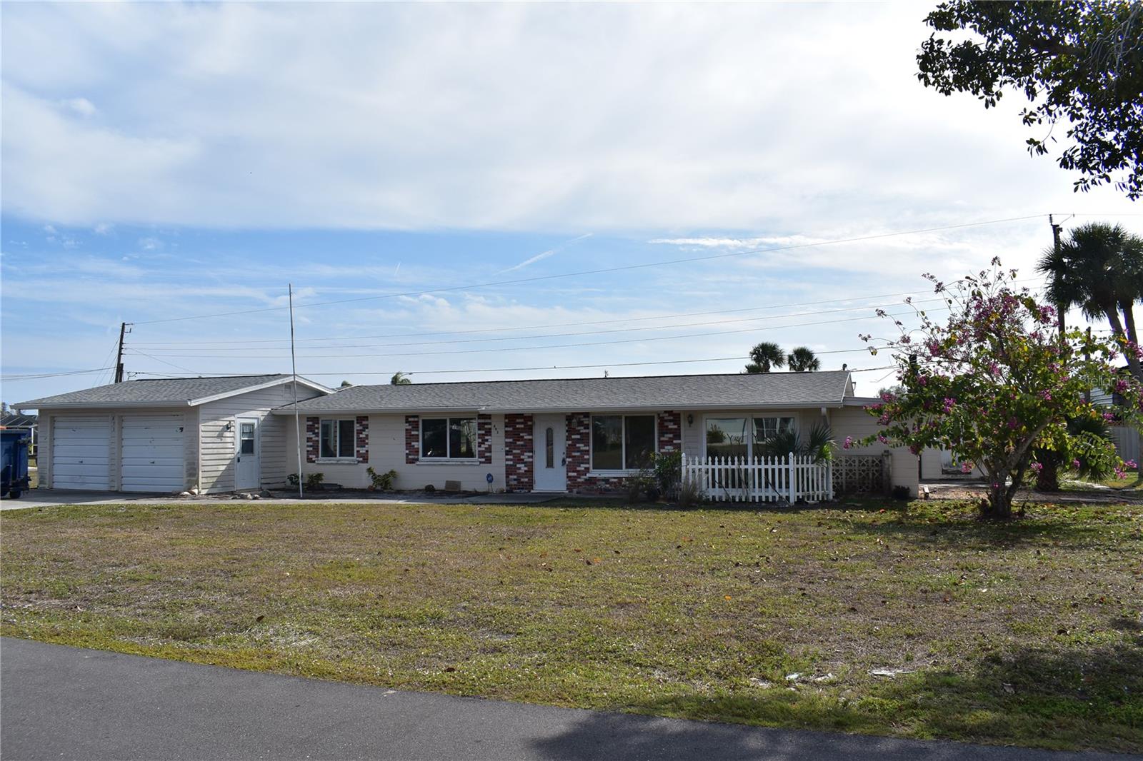 Image 2 of 16 For 893 4th Street