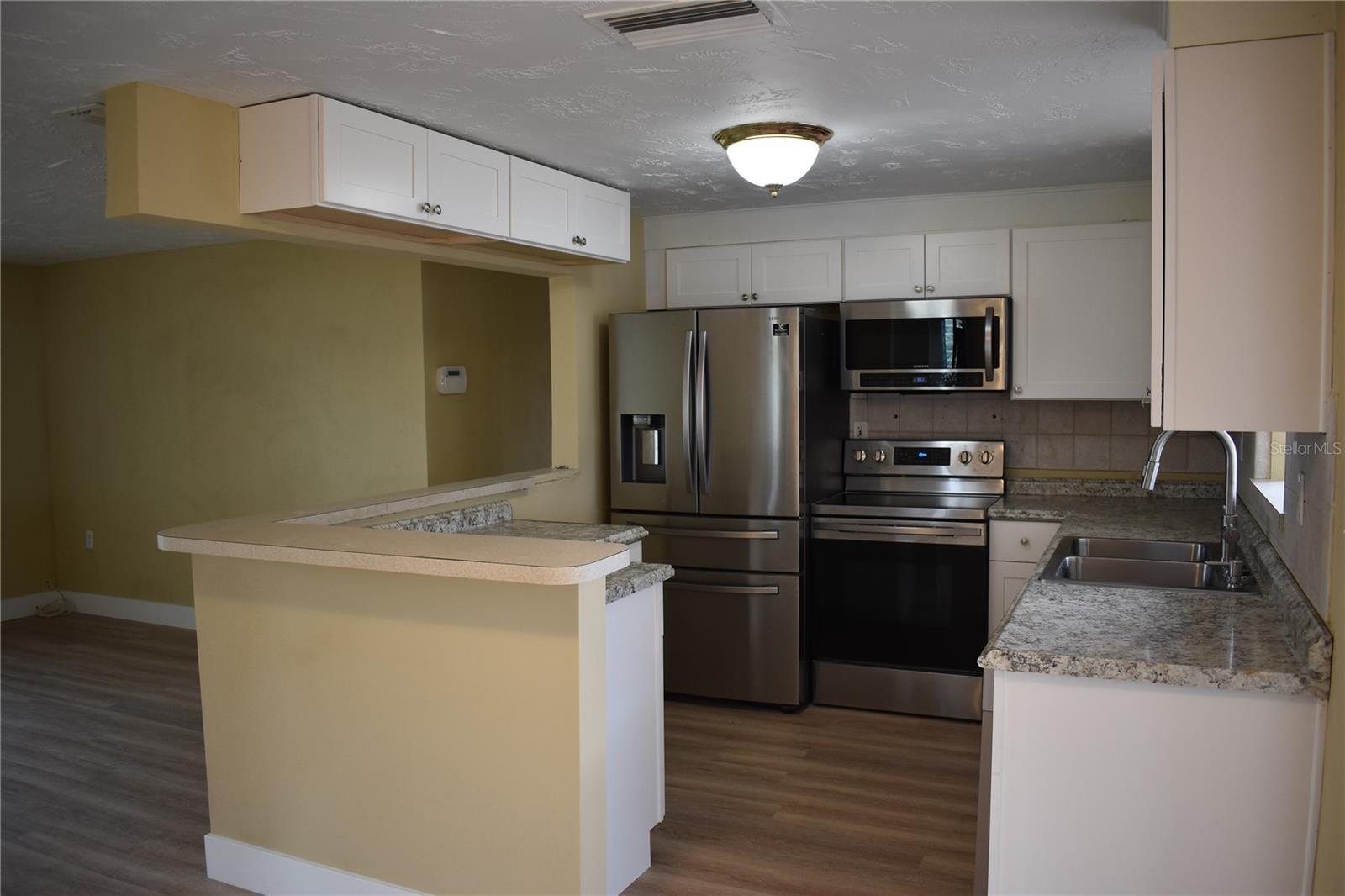 Image 6 of 16 For 893 4th Street