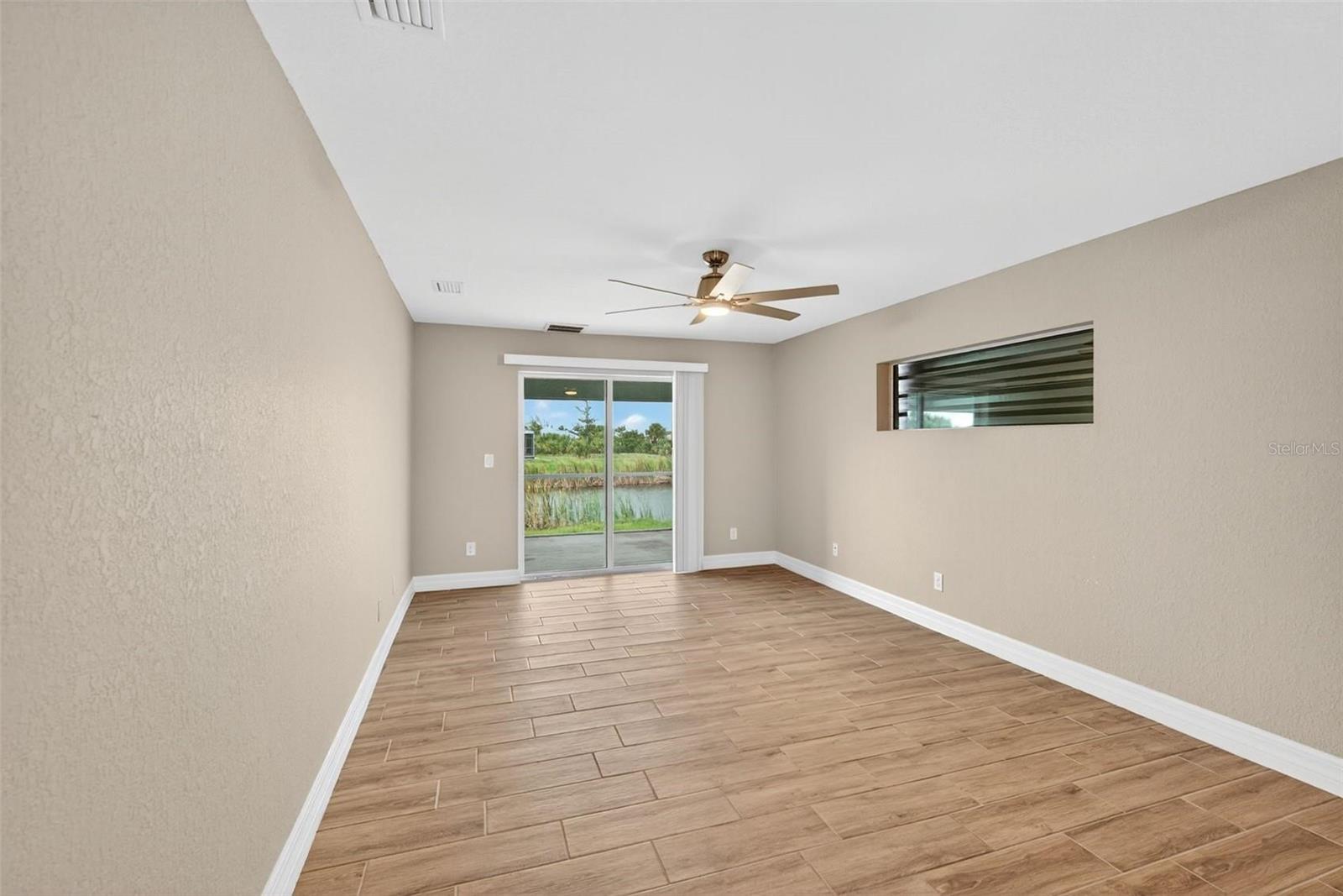 Image 27 of 40 For 14464 Fort Myers Avenue