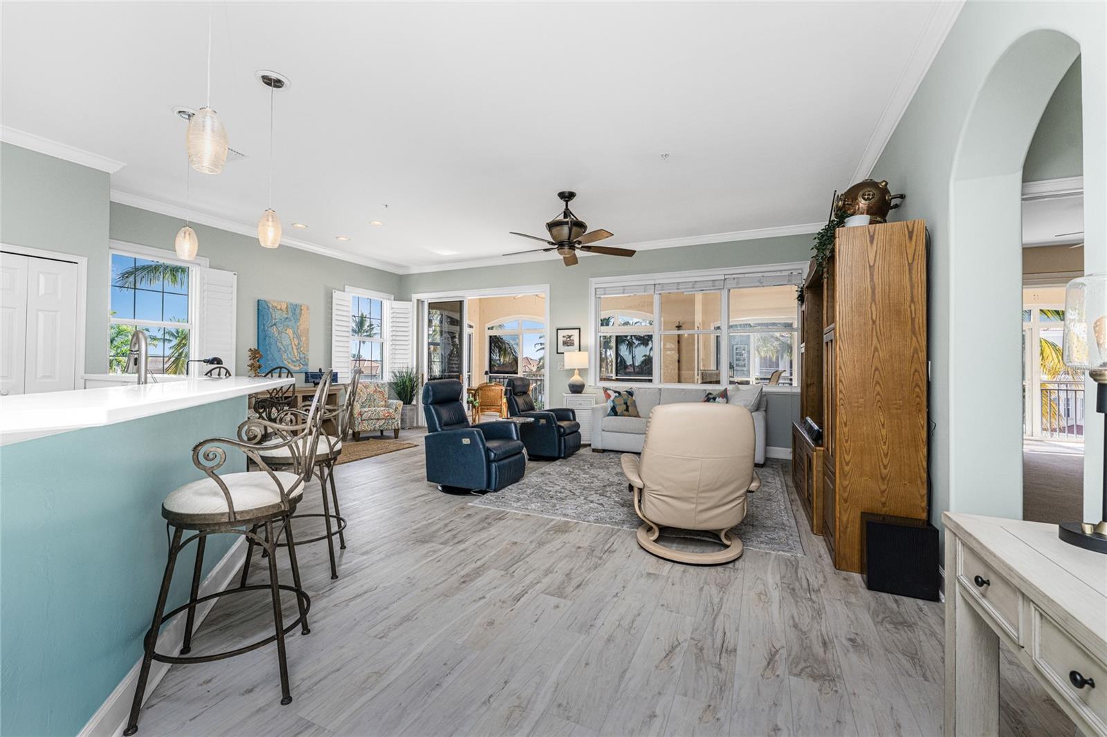 Image 19 of 75 For 3464 Sunset Key Circle 103