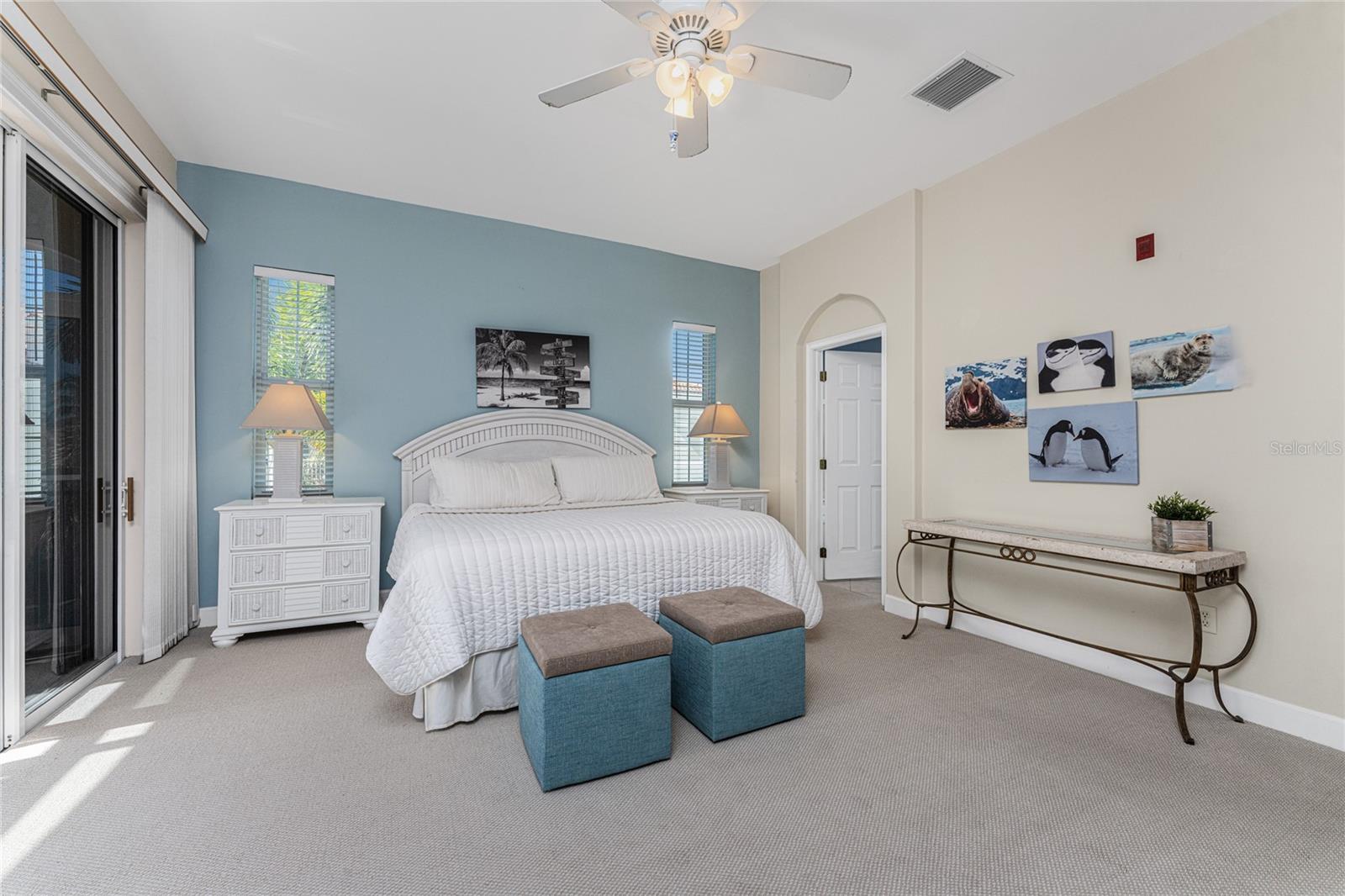 Image 34 of 75 For 3464 Sunset Key Circle 103